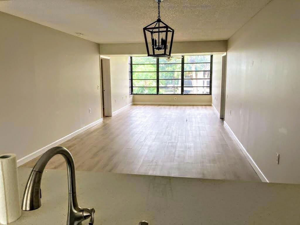 1721 WHITEHALL #303, Davie FL 33324