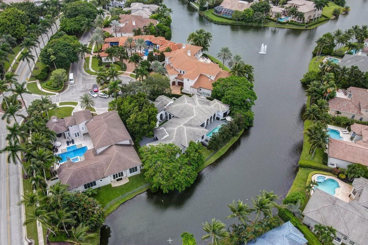 550 CARROTWOOD, Plantation FL 33324