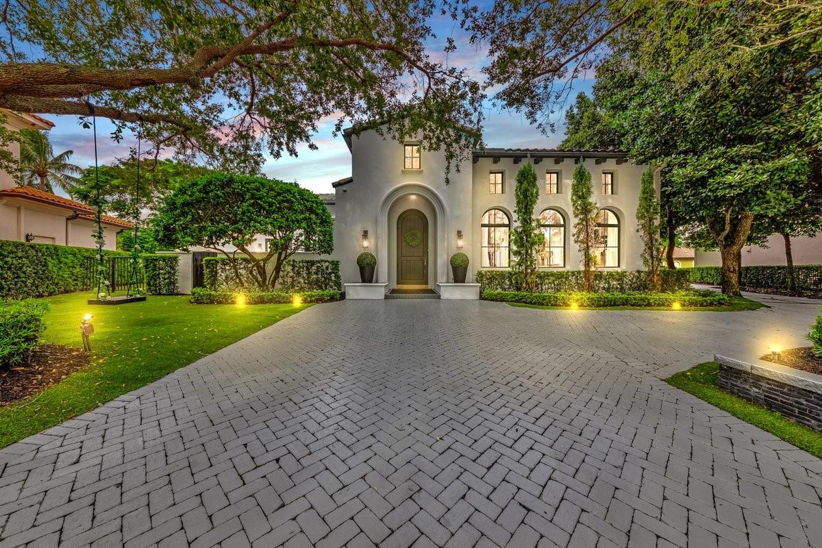 550 CARROTWOOD, Plantation FL 33324