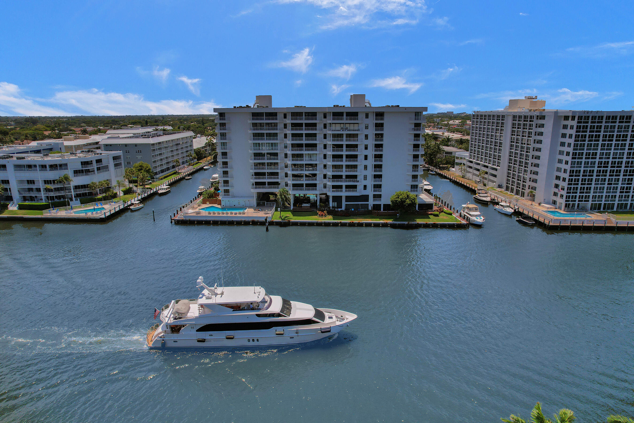 3100 NE 48TH #609, Fort Lauderdale FL 33308