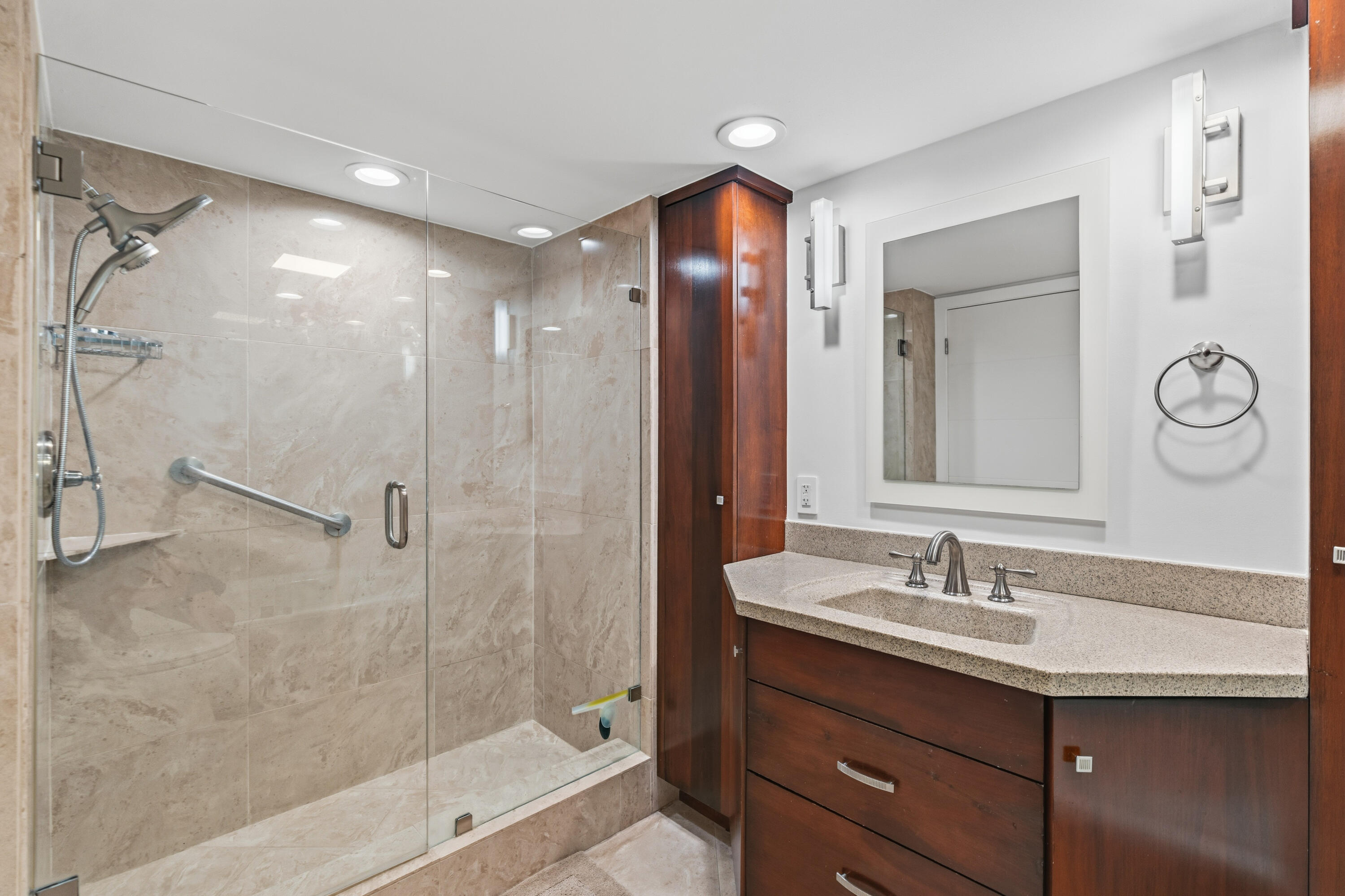 5100 N OCEAN #1011, Lauderdale By The Sea FL 33308