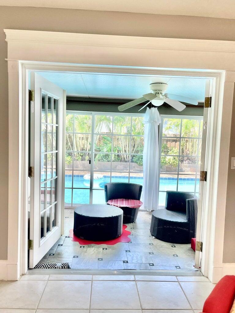 1259 DENLOW, Royal Palm Beach FL 33411