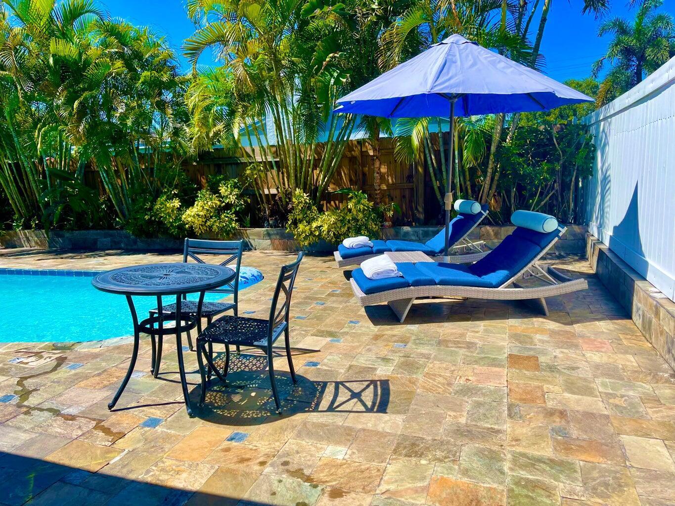 1259 DENLOW, Royal Palm Beach FL 33411