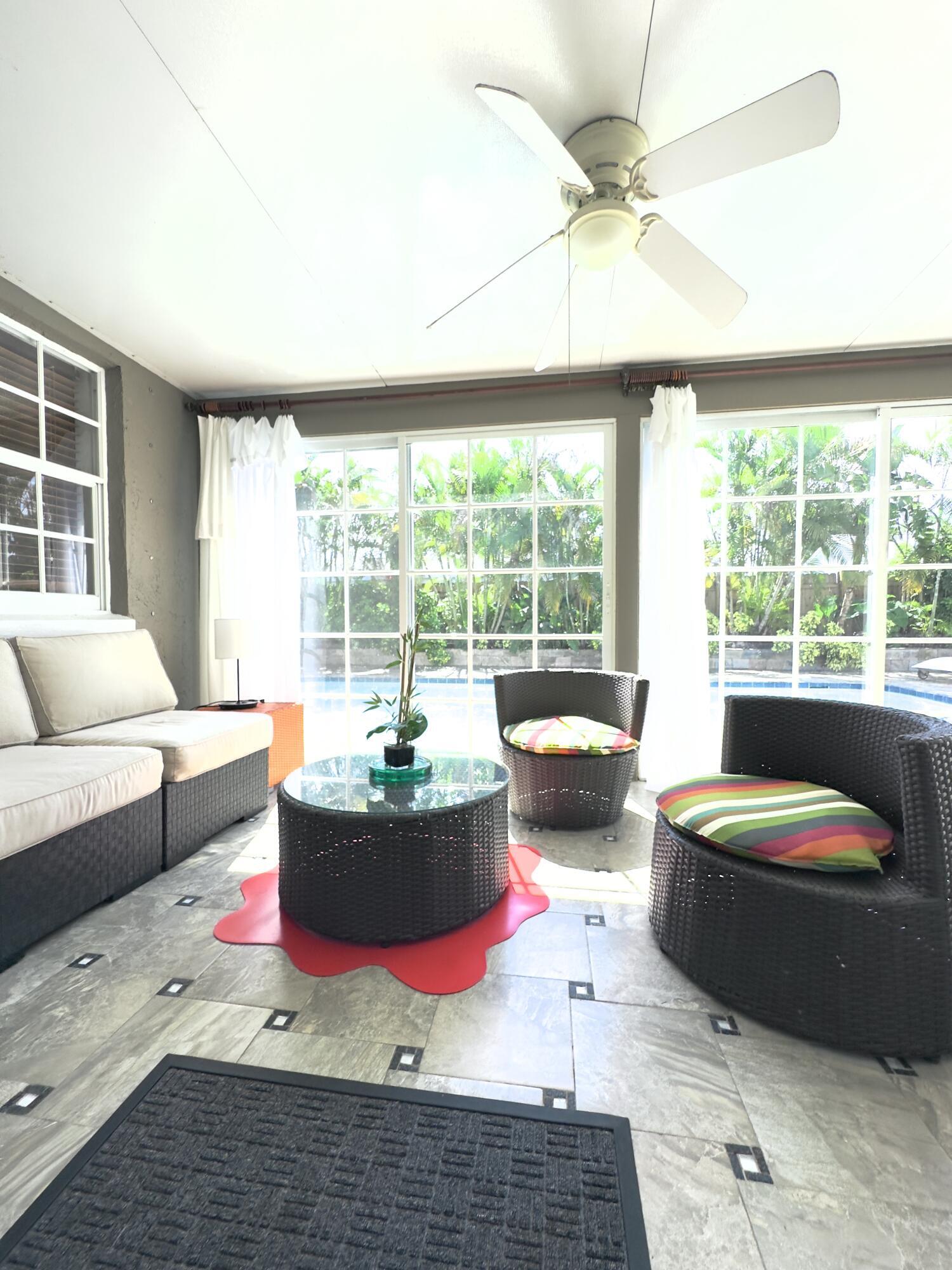 1259 DENLOW, Royal Palm Beach FL 33411