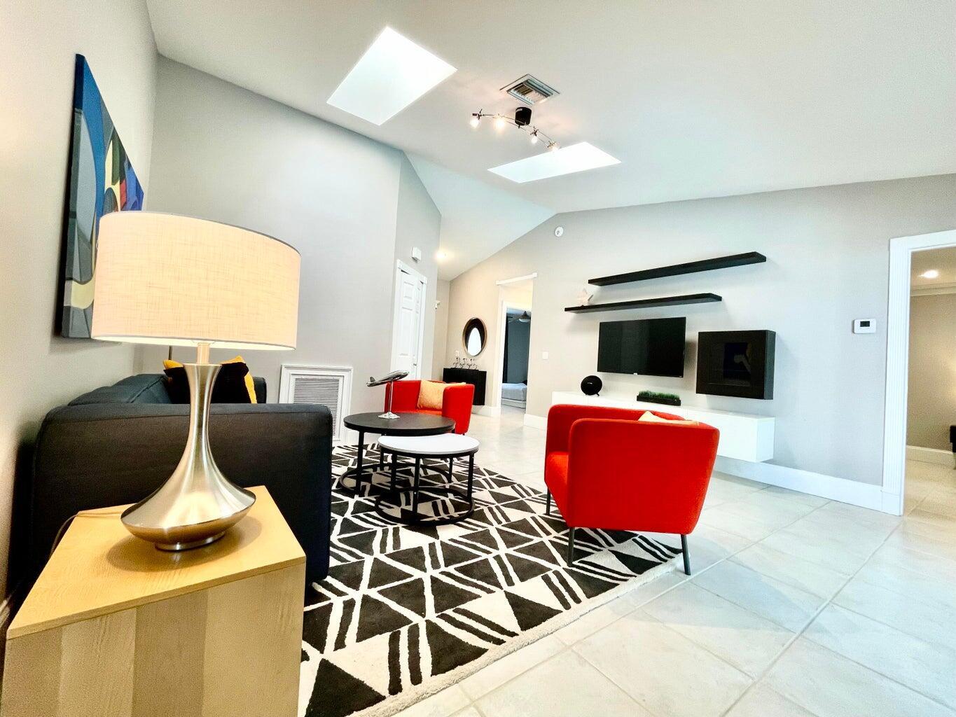 1259 DENLOW, Royal Palm Beach FL 33411
