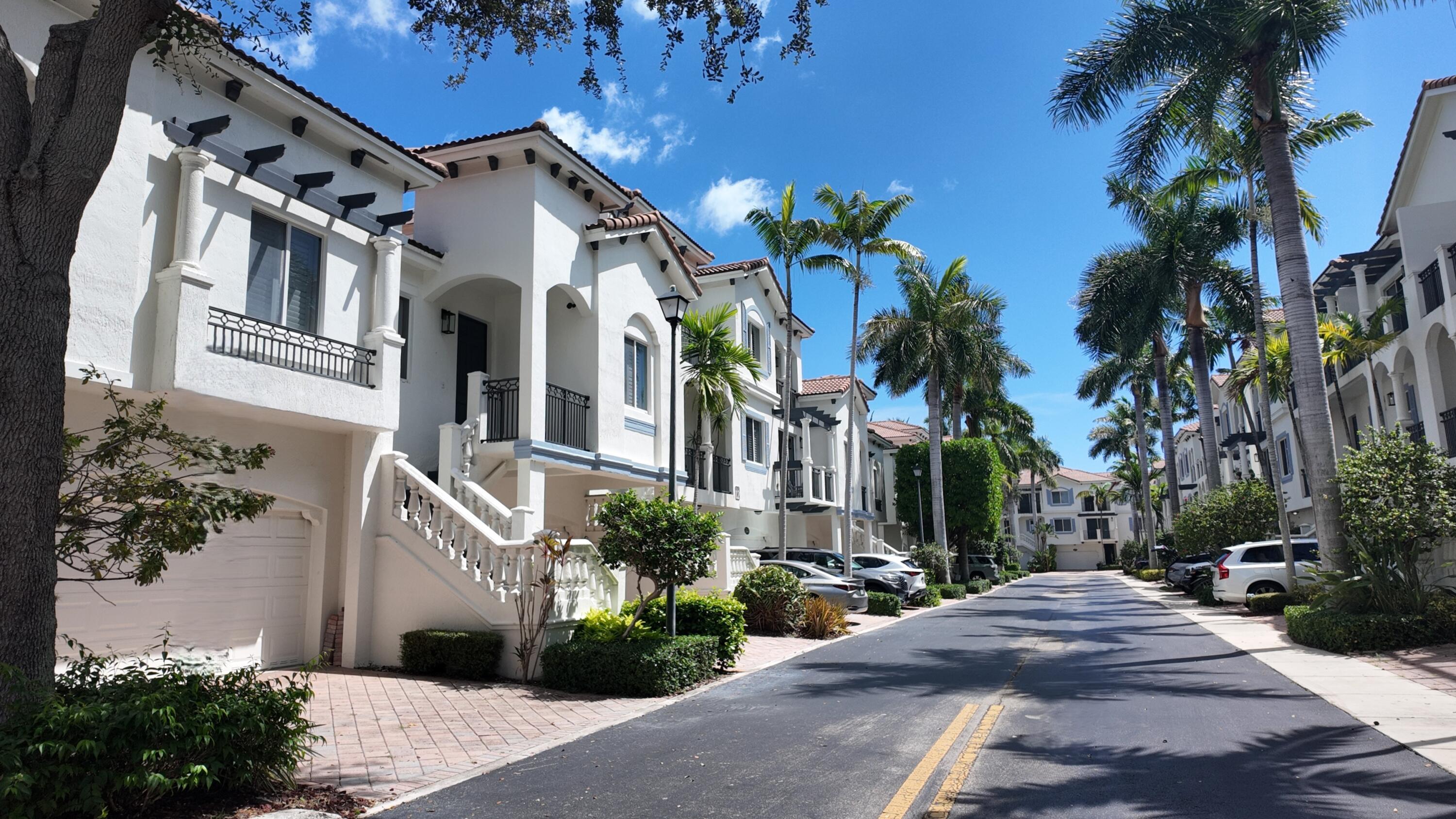 3038 WATERSIDE, Boynton Beach FL 33435