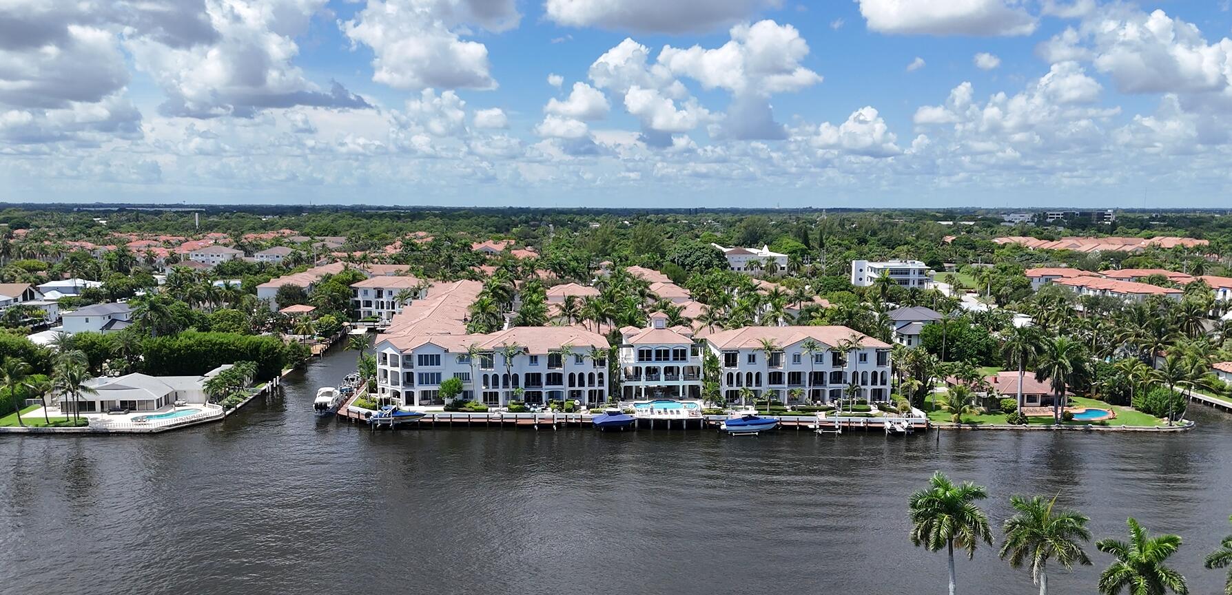 3038 WATERSIDE, Boynton Beach FL 33435