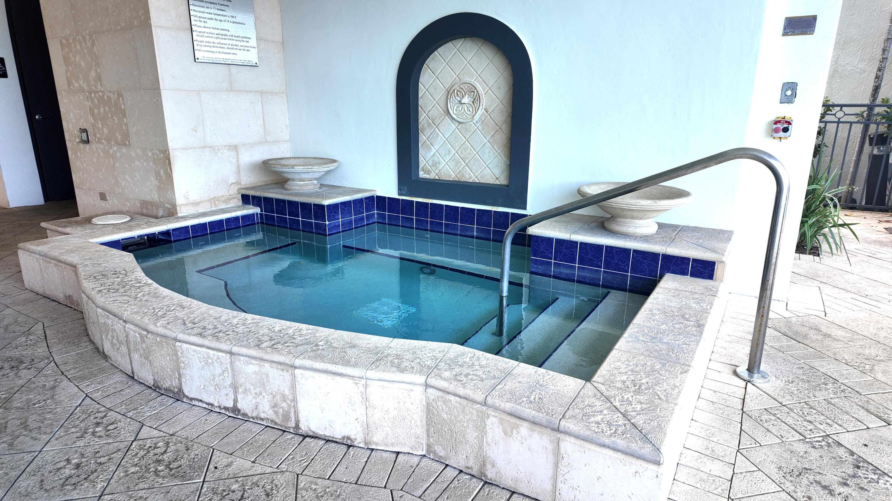 3038 WATERSIDE, Boynton Beach FL 33435