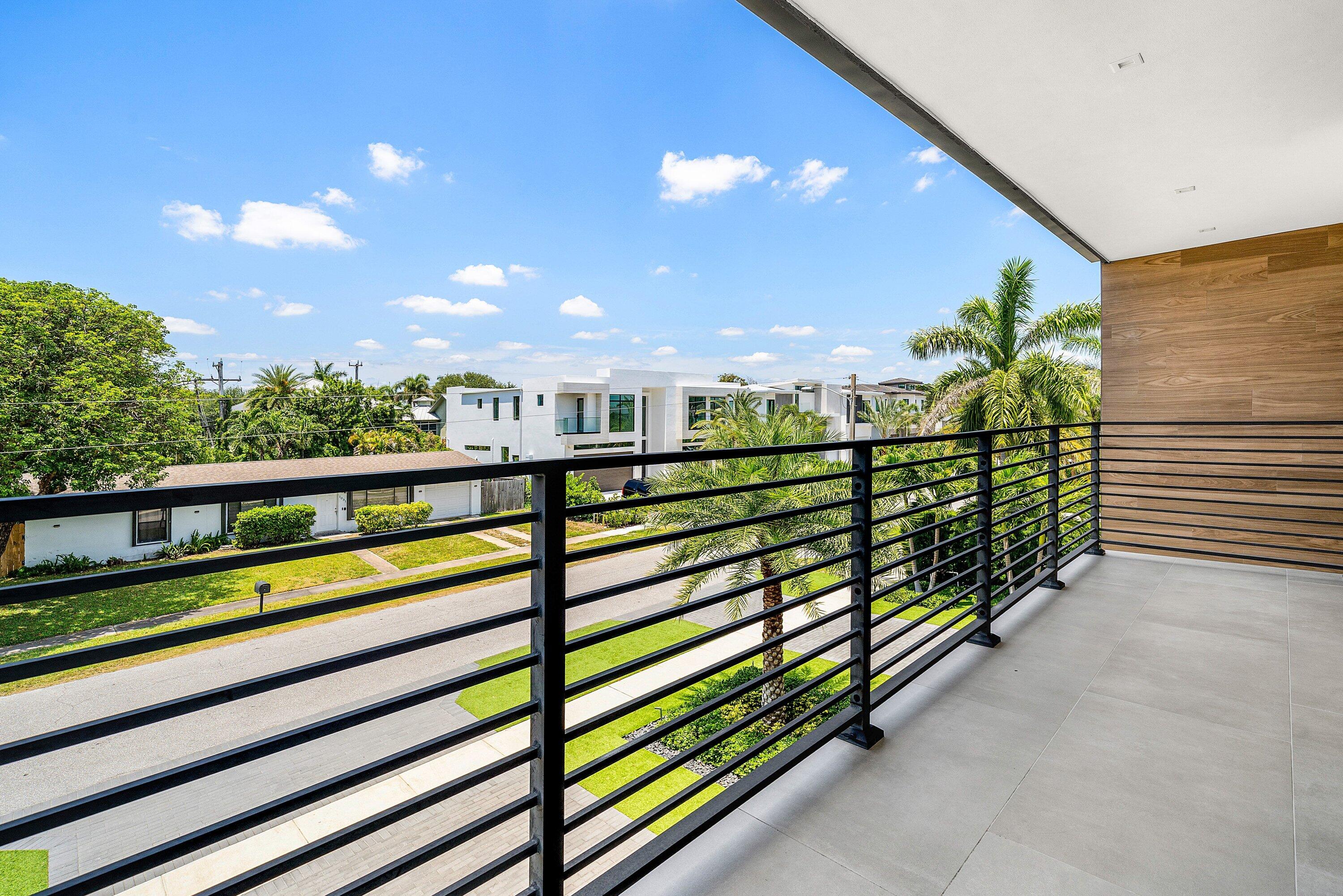 1030 NE 2nd, Boca Raton FL 33432