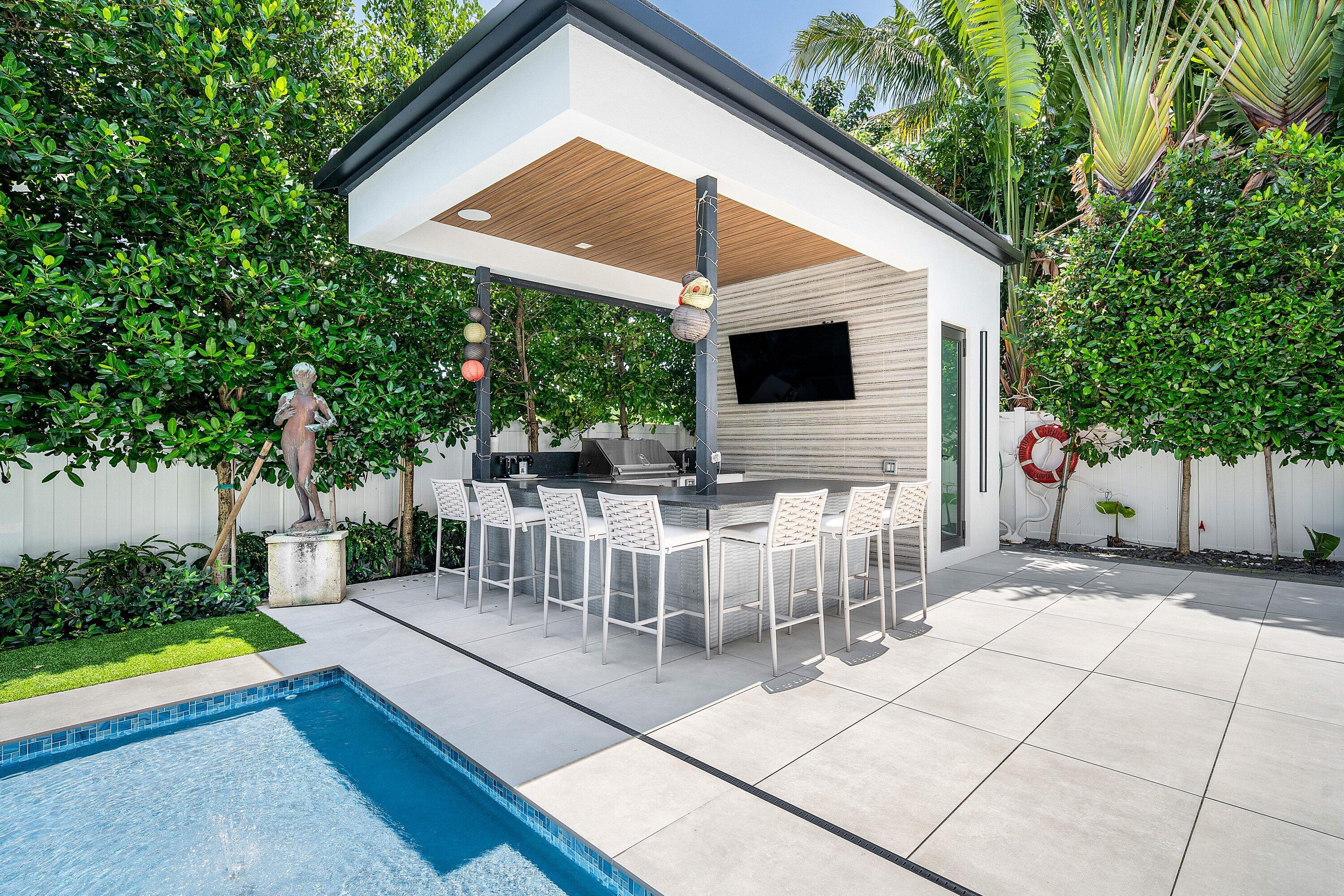 1030 NE 2nd, Boca Raton FL 33432