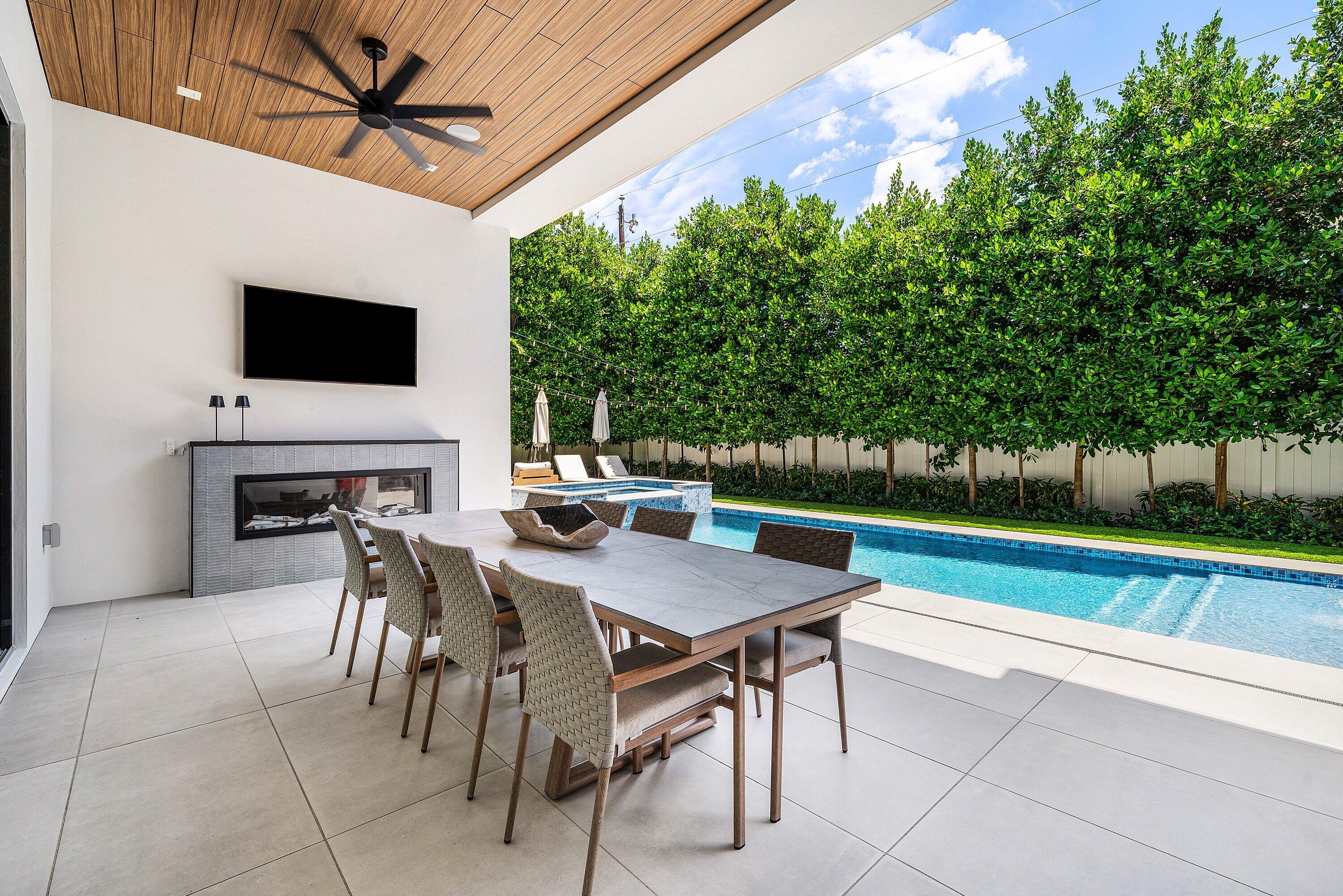 1030 NE 2nd, Boca Raton FL 33432