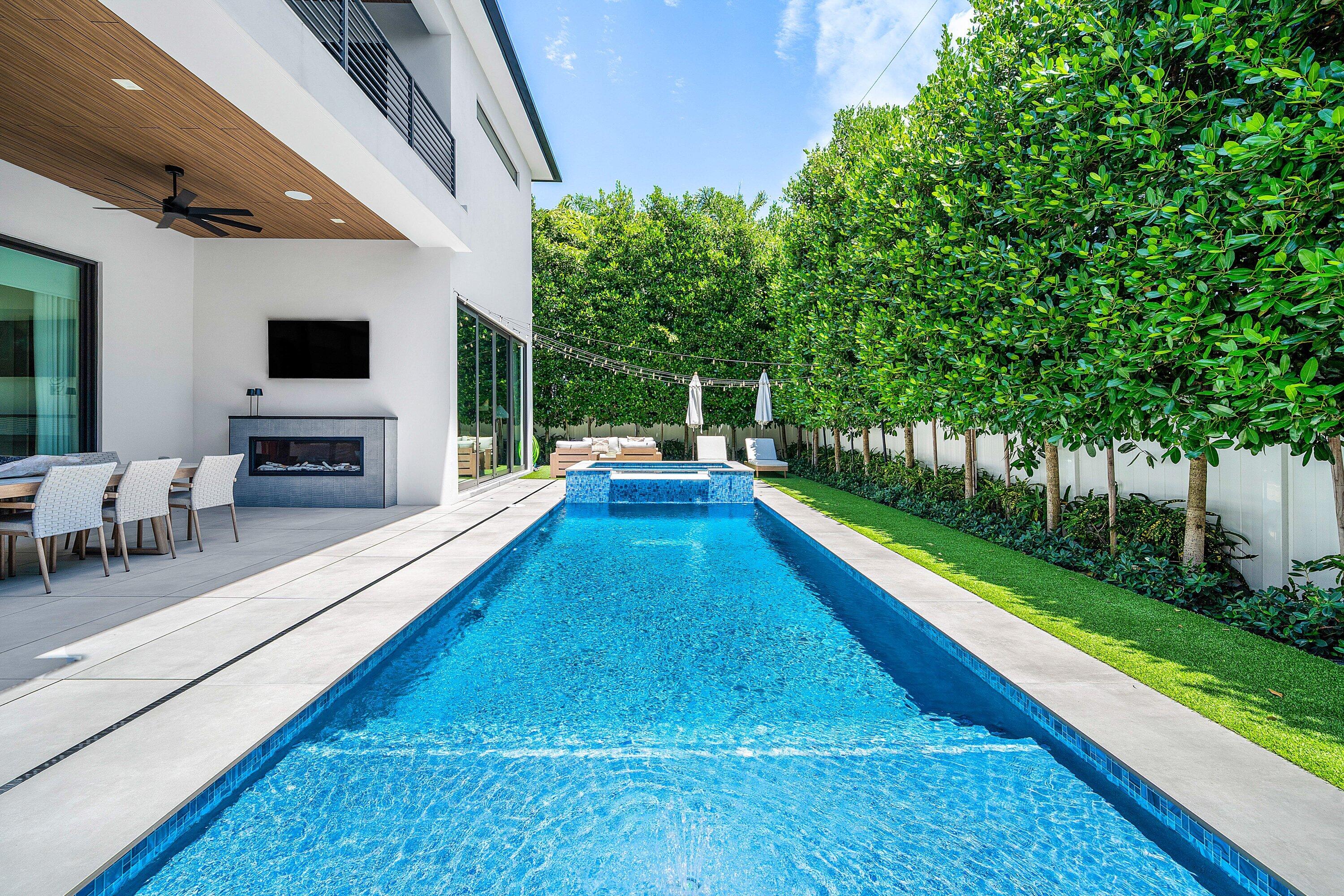 1030 NE 2nd, Boca Raton FL 33432