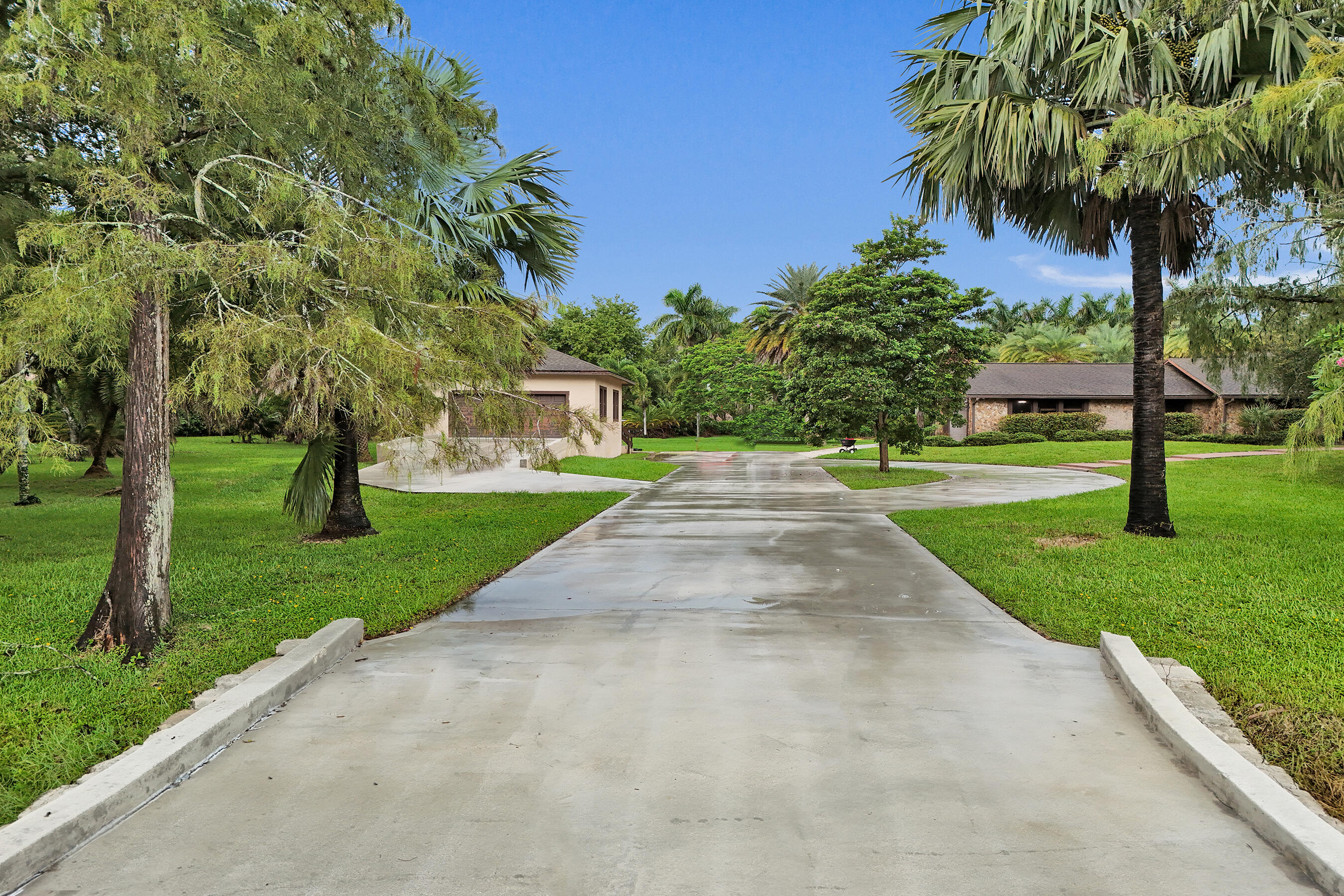 7555 NW 82ND, Parkland FL 33067