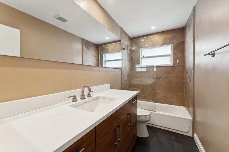 13 Little Harbor, Deerfield Beach FL 33441