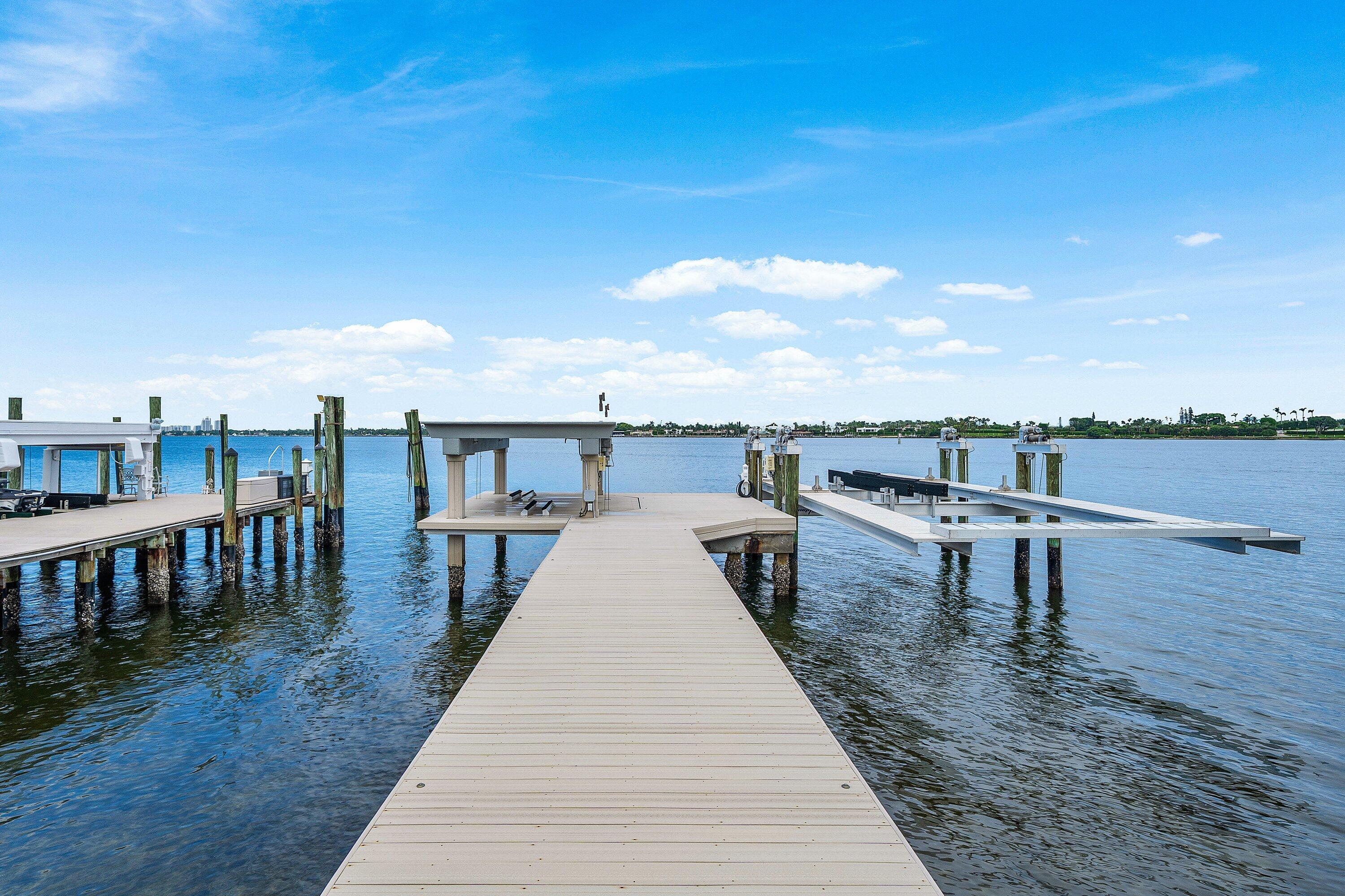 3400 N Flagler, West Palm Beach FL 33407