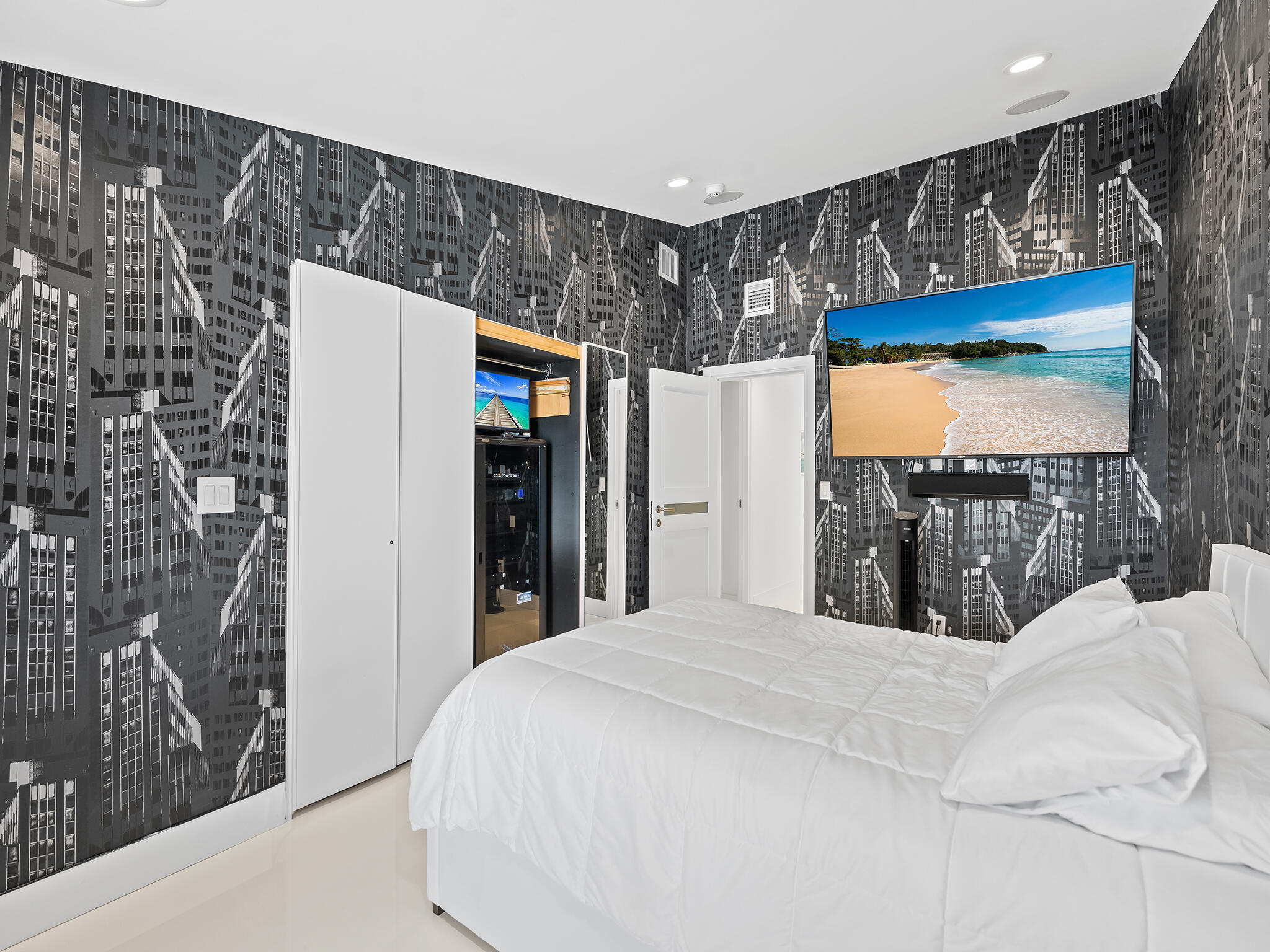 3091 NE 42nd, Fort Lauderdale FL 33308