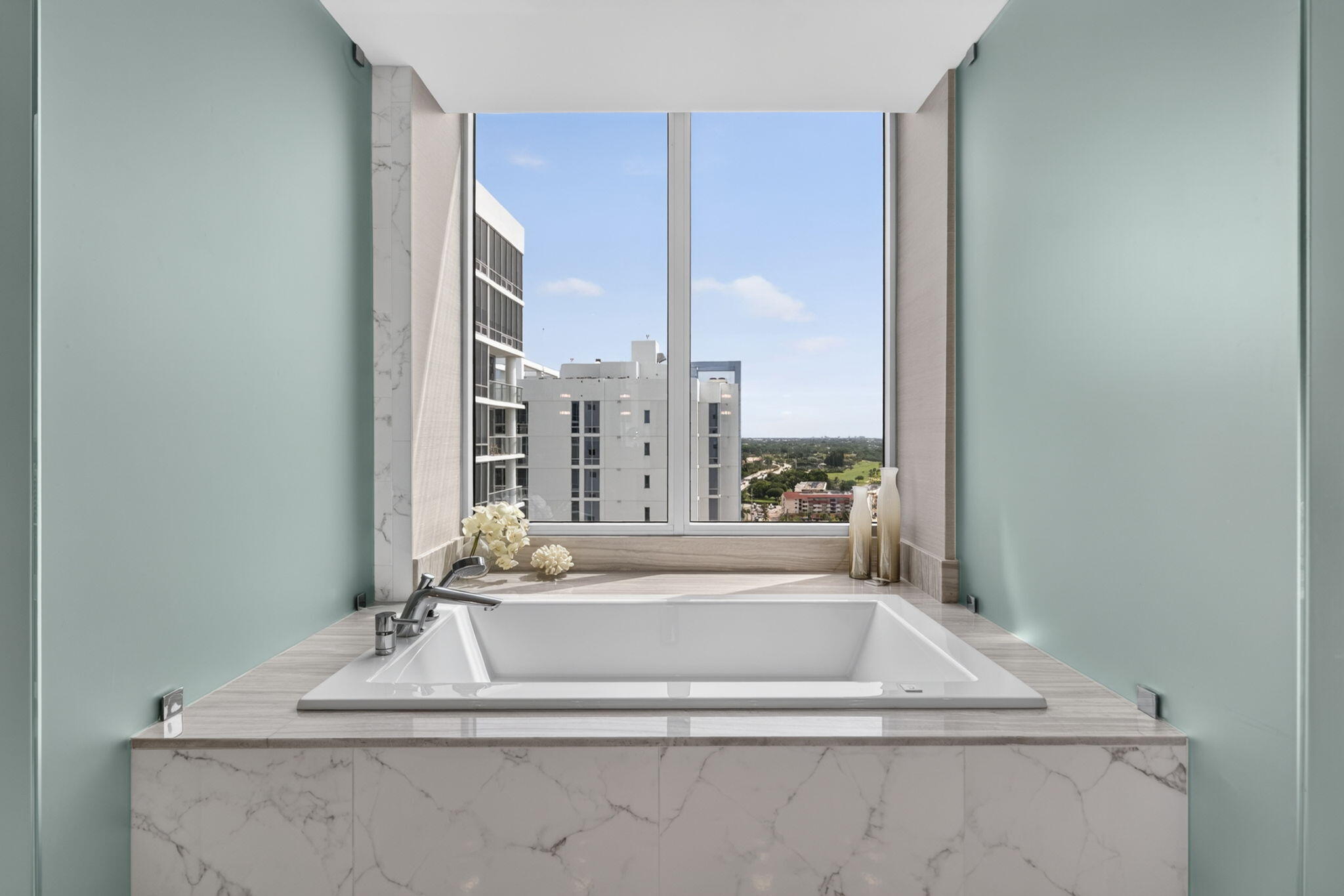 1 Water Club #1904, North Palm Beach FL 33408