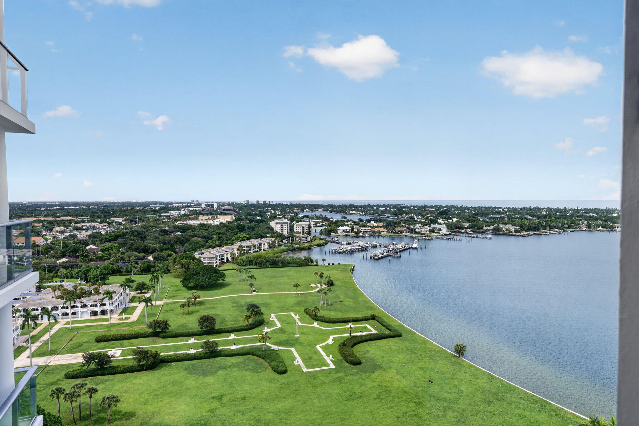 1 Water Club #1904, North Palm Beach FL 33408