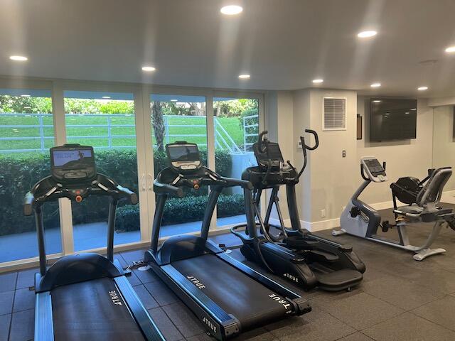3407 S Ocean #10D, Highland Beach FL 33487