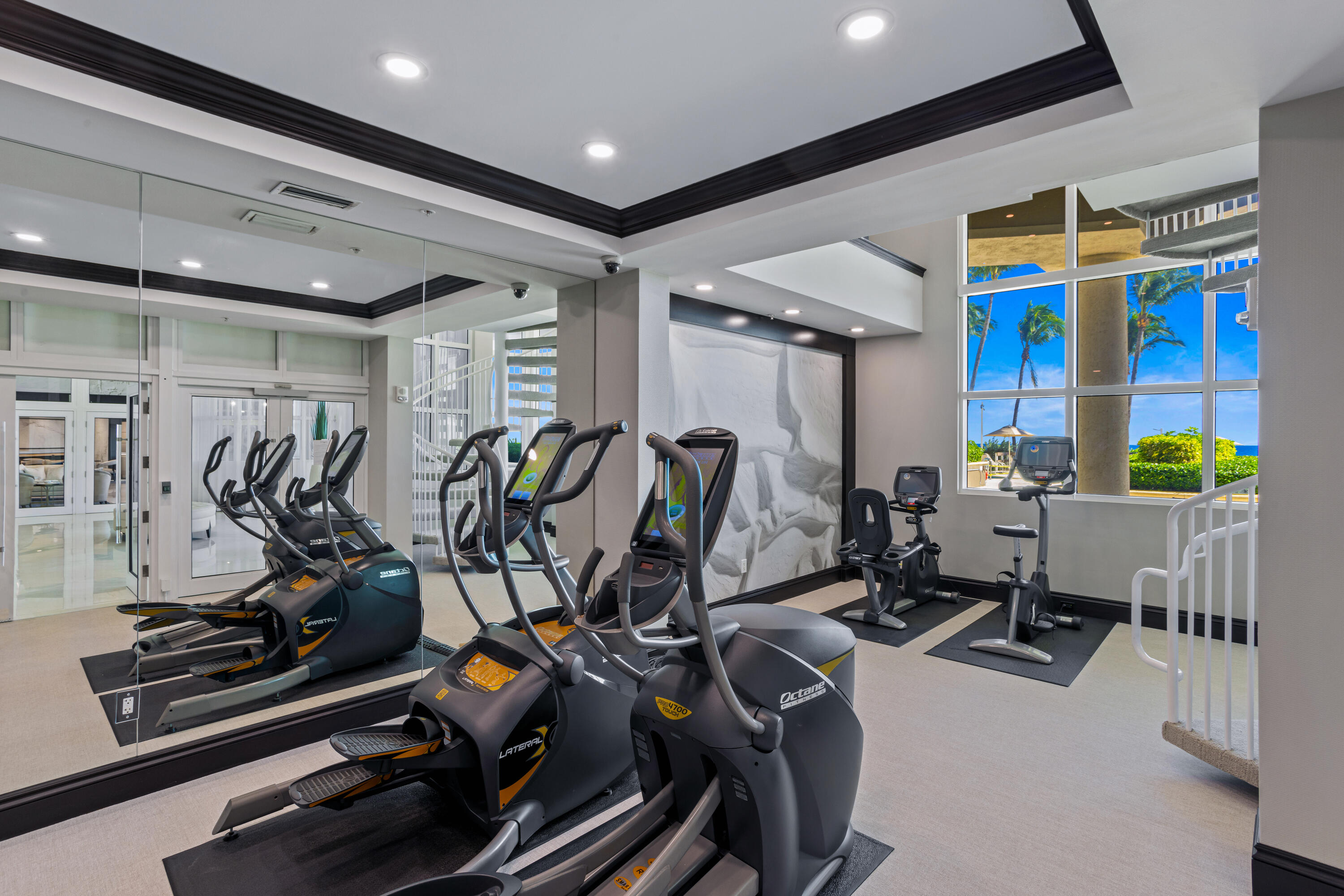1063 Hillsboro Mile #403, Hillsboro Beach FL 33062