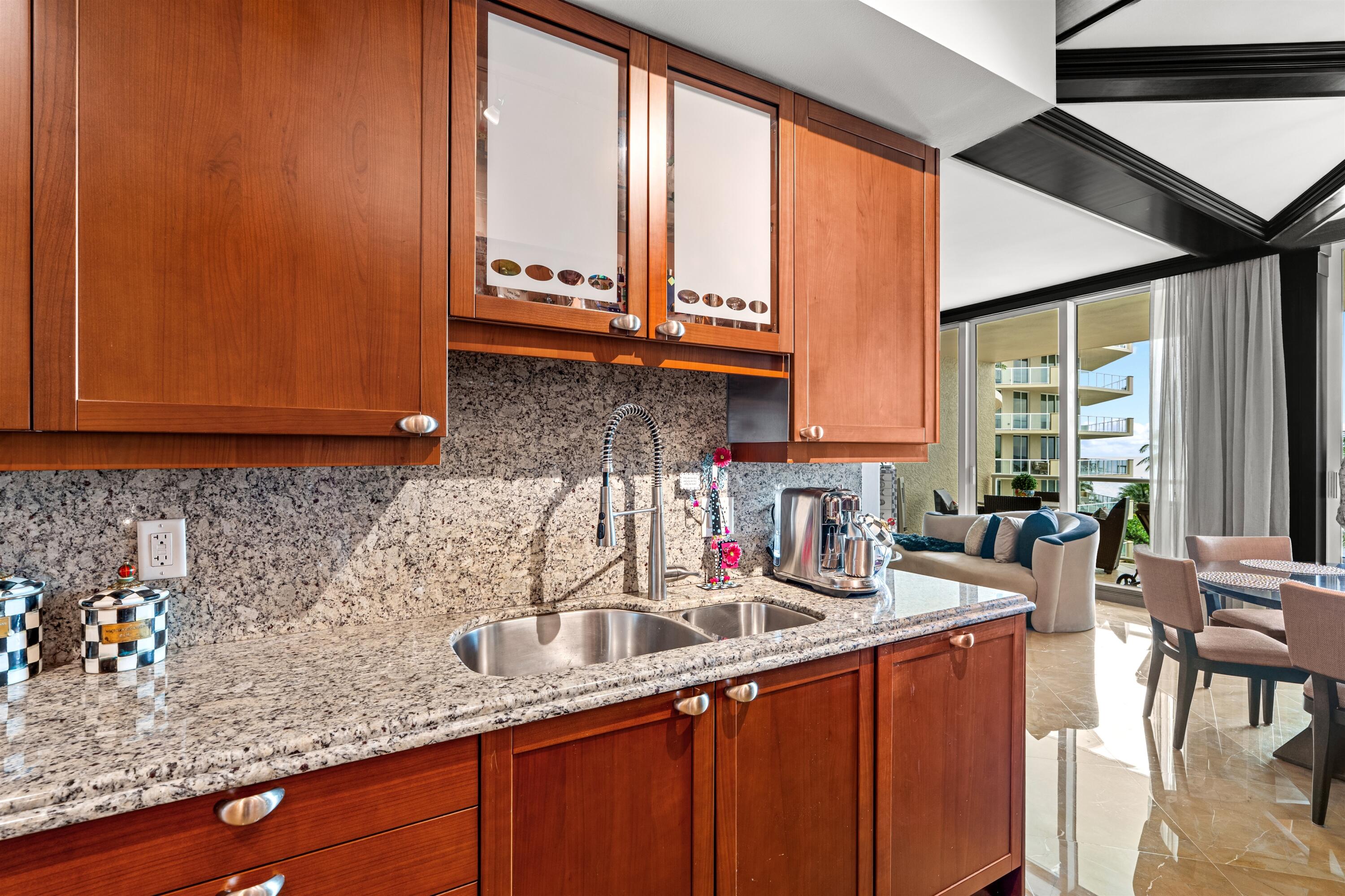 1063 Hillsboro Mile #403, Hillsboro Beach FL 33062
