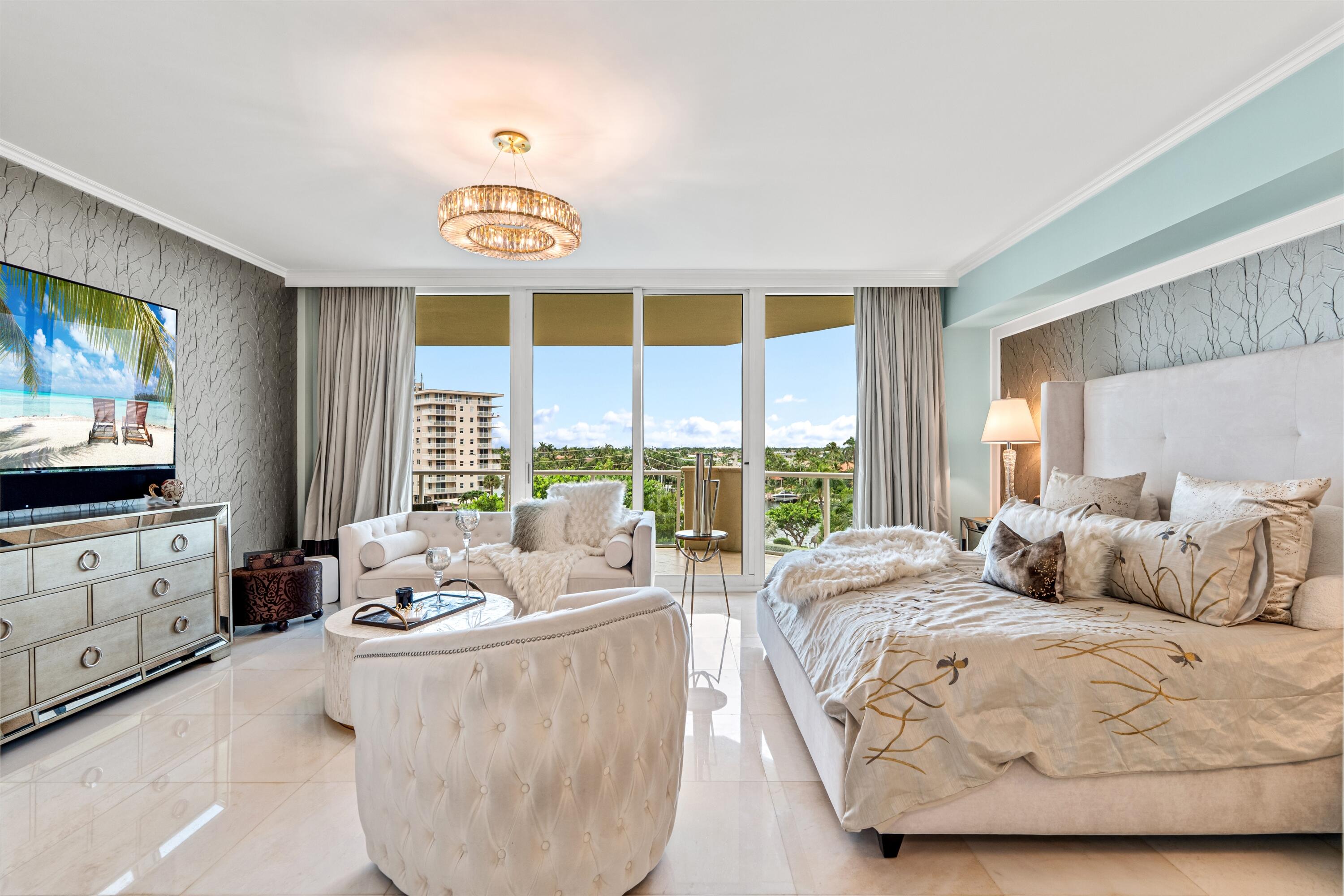 1063 Hillsboro Mile #403, Hillsboro Beach FL 33062