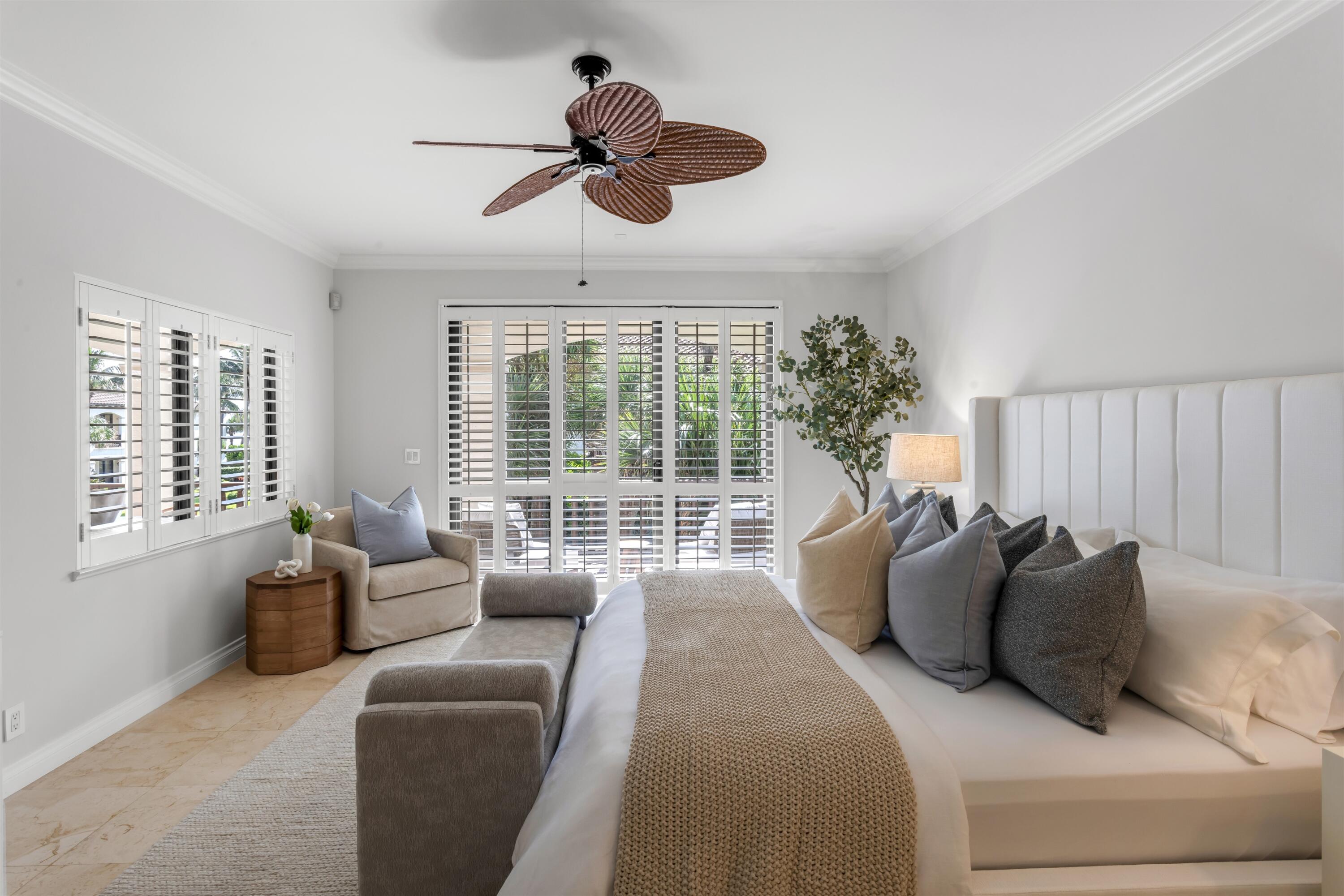 5833 N OCEAN #D2, Ocean Ridge FL 33435