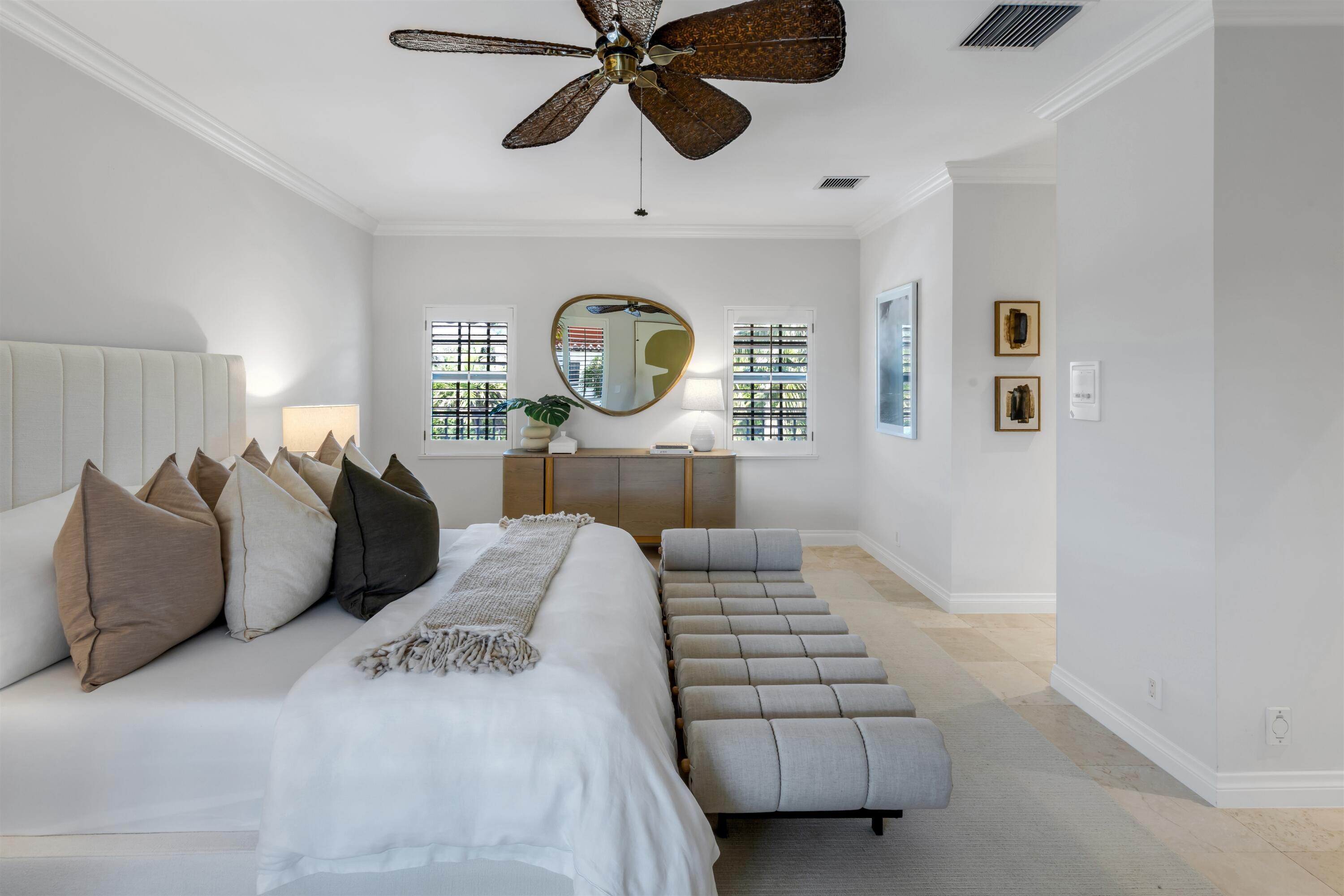 5833 N OCEAN #D2, Ocean Ridge FL 33435