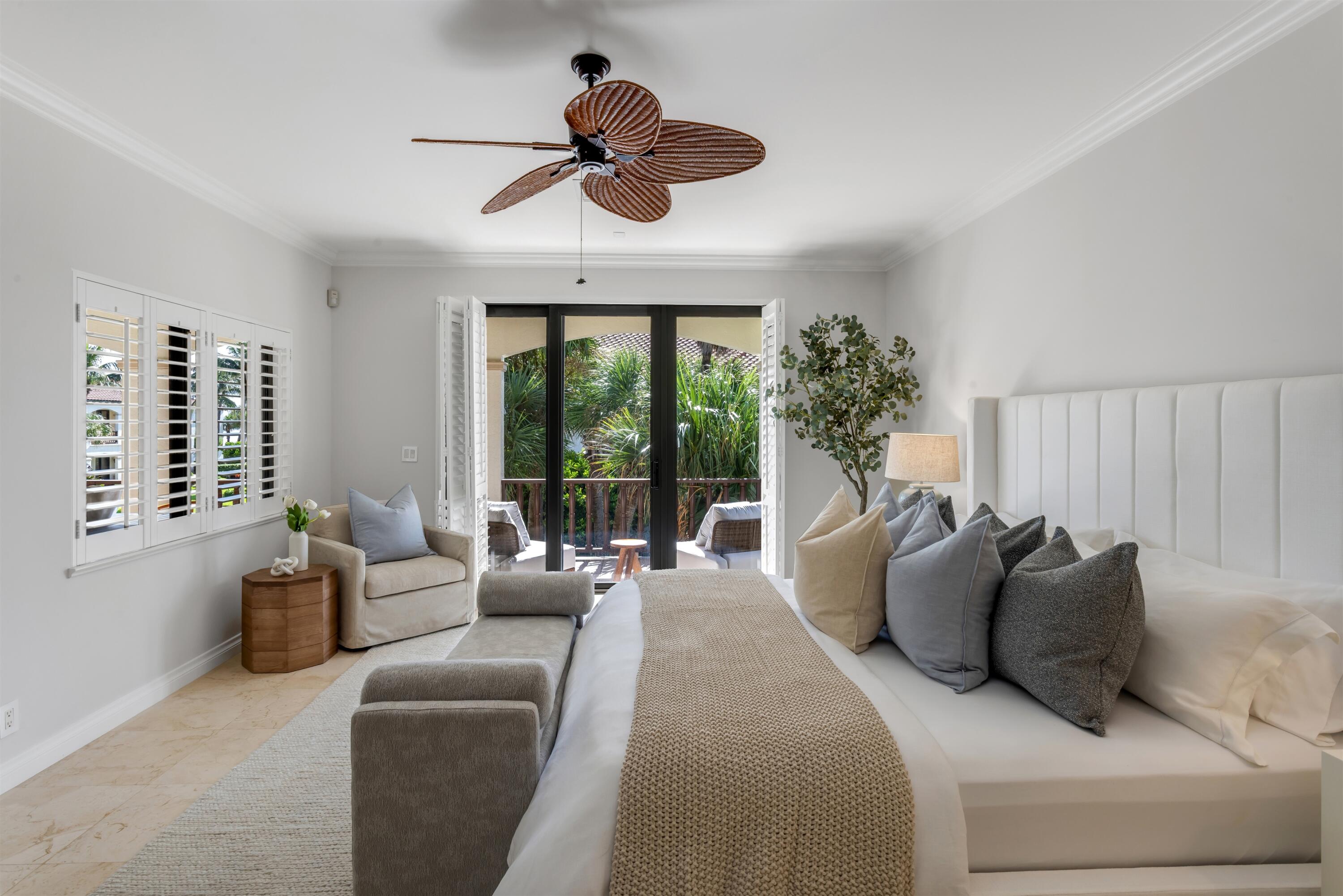 5833 N OCEAN #D2, Ocean Ridge FL 33435