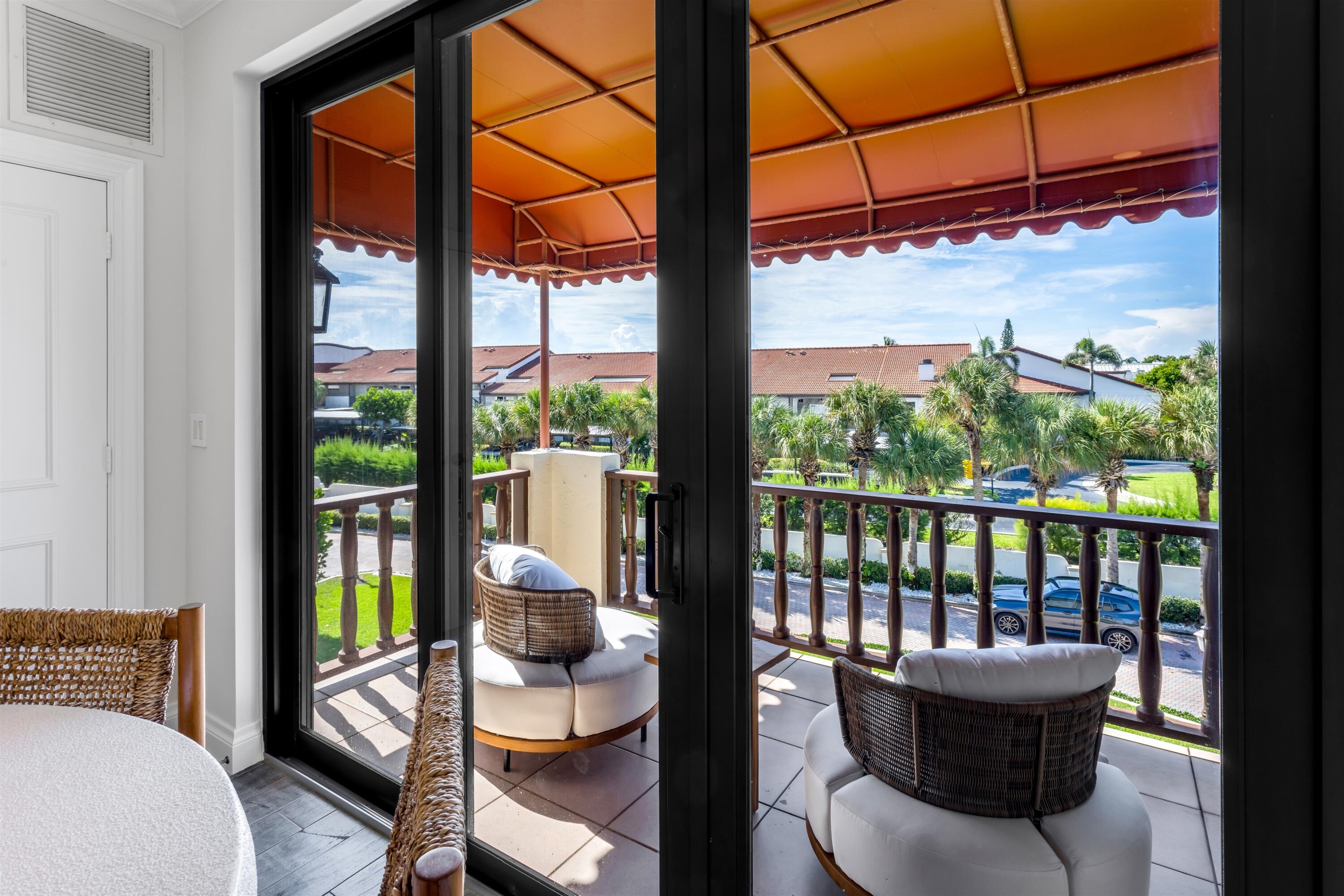 5833 N OCEAN #D2, Ocean Ridge FL 33435