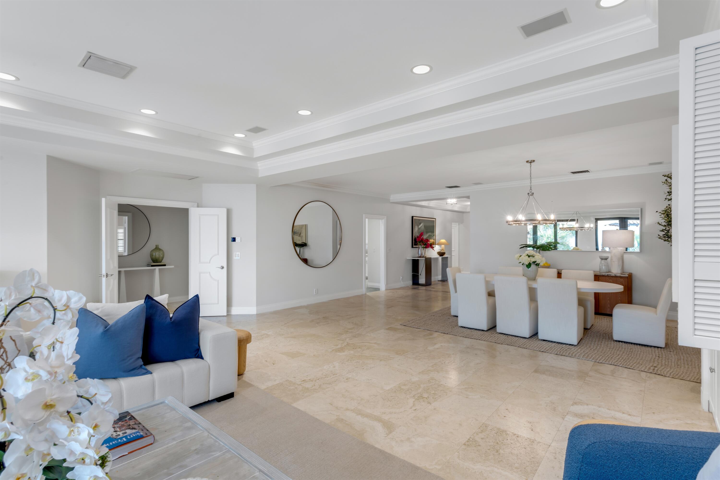 5833 N OCEAN #D2, Ocean Ridge FL 33435