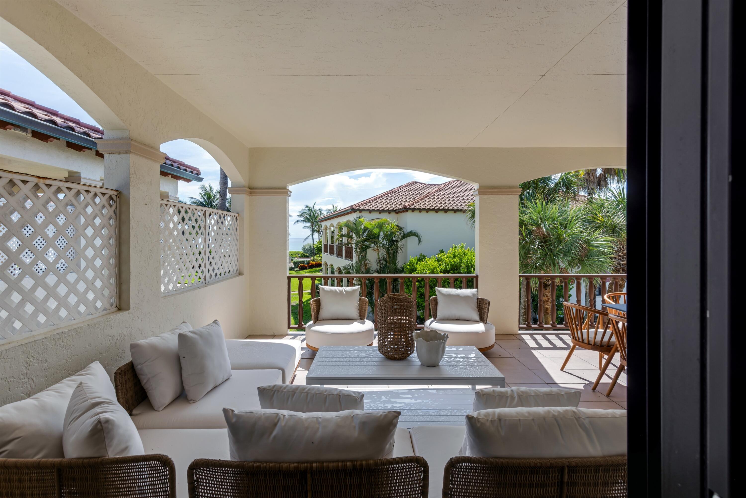 5833 N OCEAN #D2, Ocean Ridge FL 33435