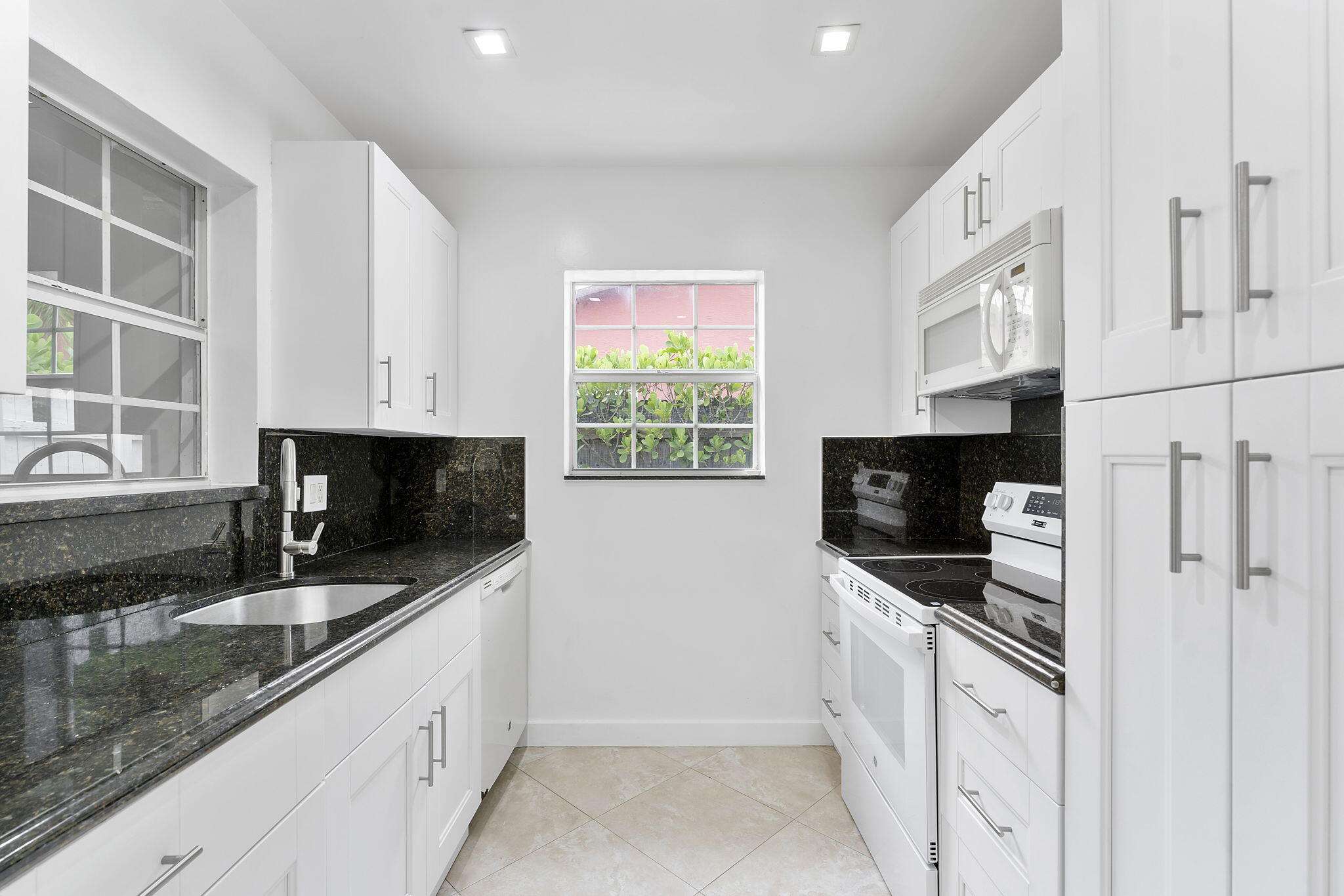 5015 S Olive, West Palm Beach FL 33405