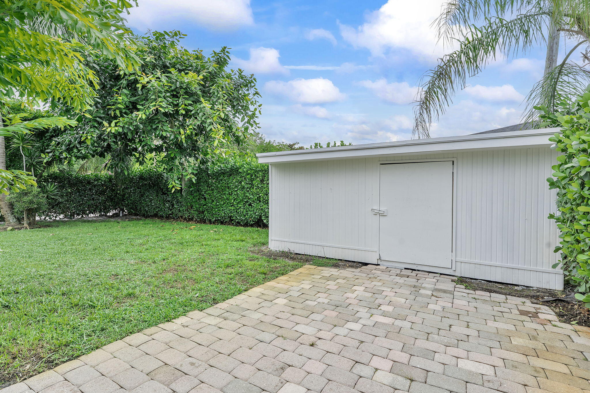 5015 S Olive, West Palm Beach FL 33405