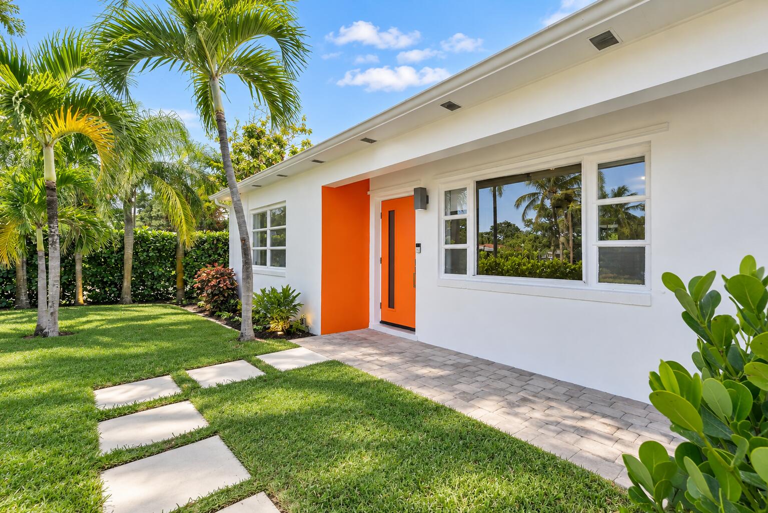 5015 S Olive, West Palm Beach FL 33405