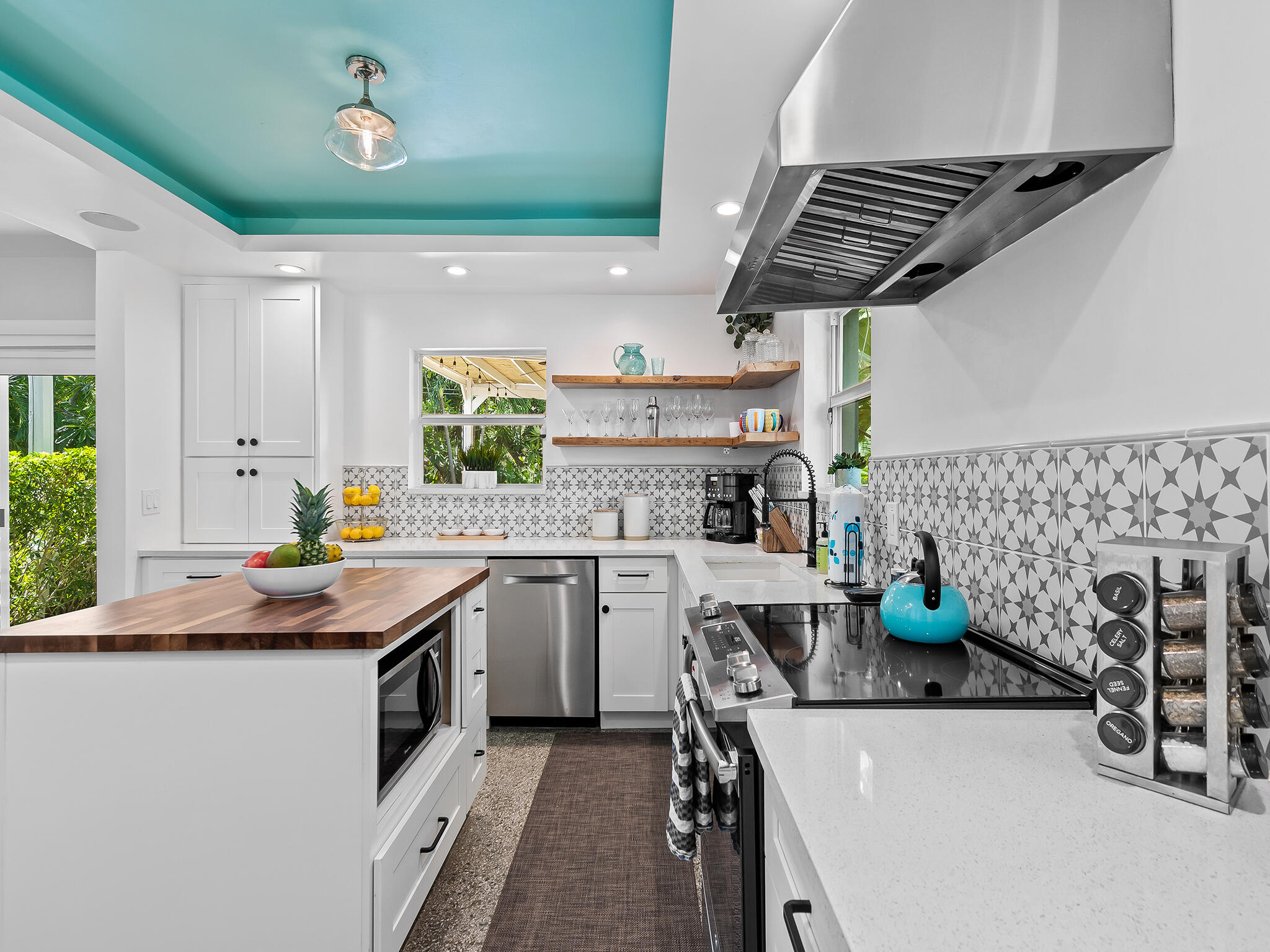 1711 NE 18TH, Fort Lauderdale FL 33305