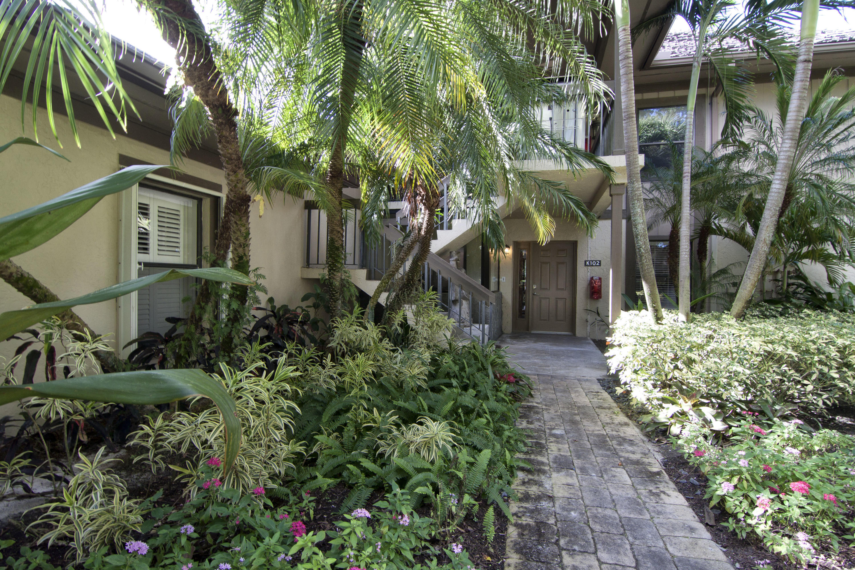 2735 Polo Island #K102, Wellington FL 33414