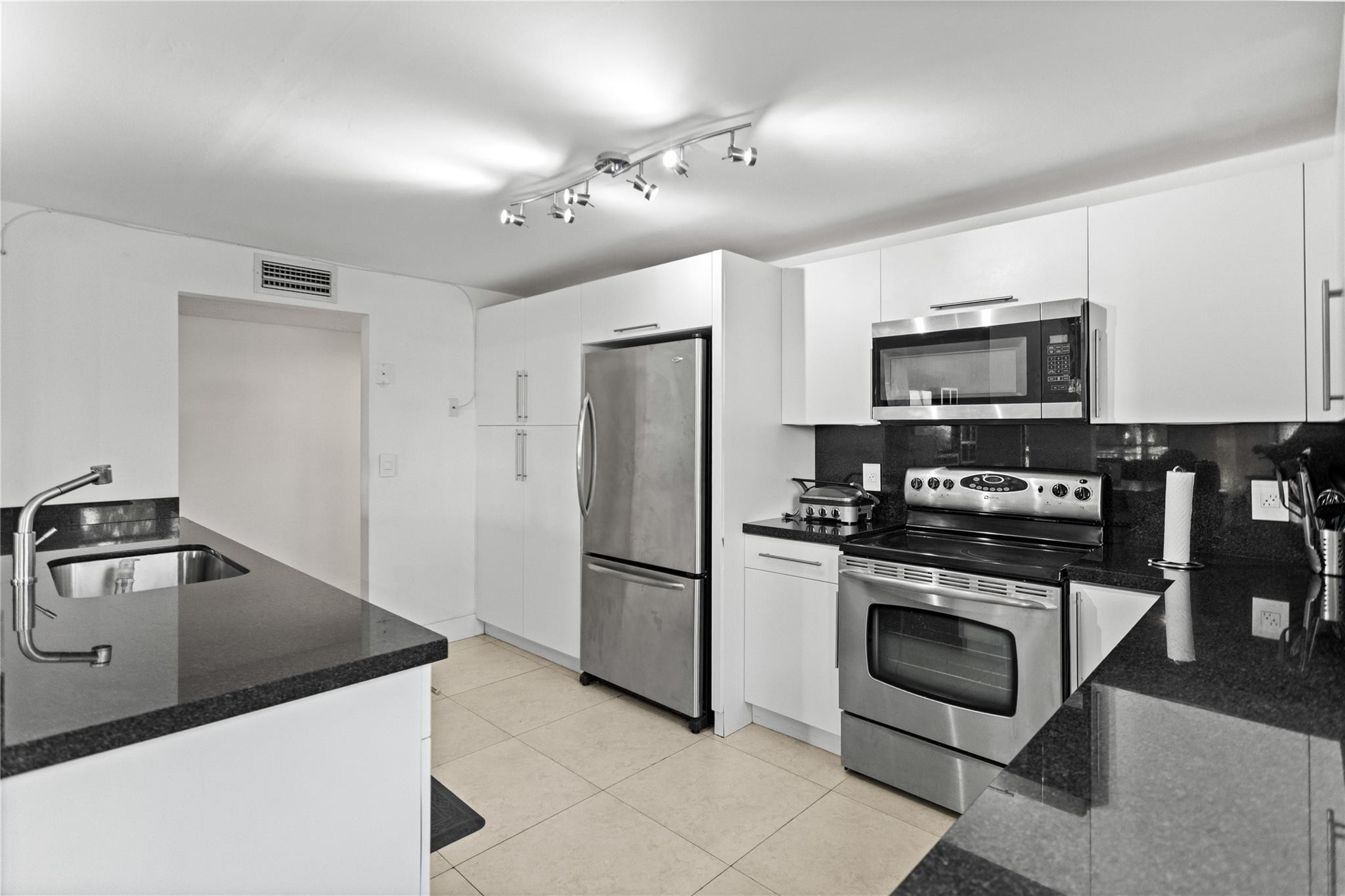 16051 Blatt #101, Weston FL 33326