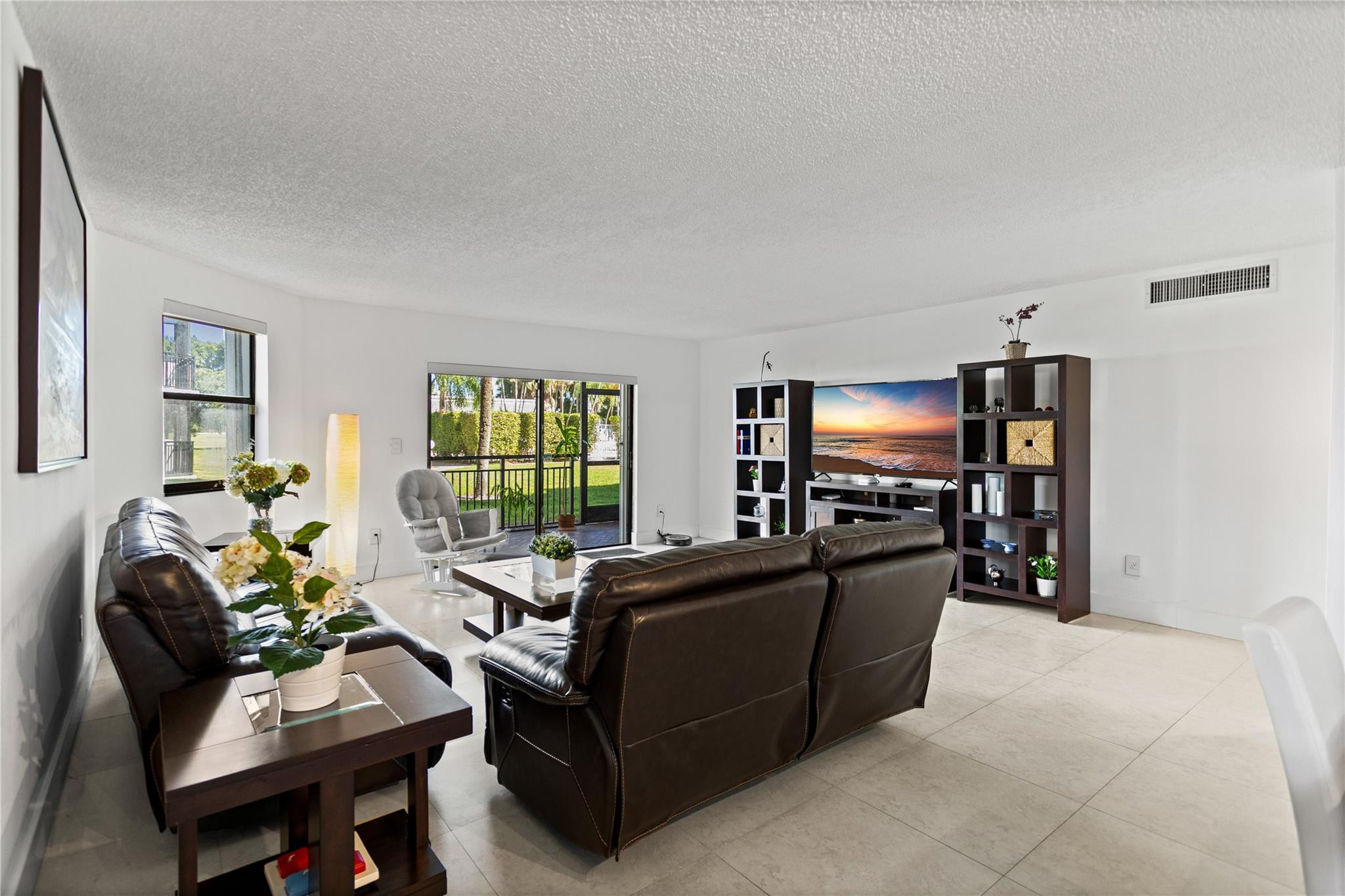 16051 Blatt #101, Weston FL 33326