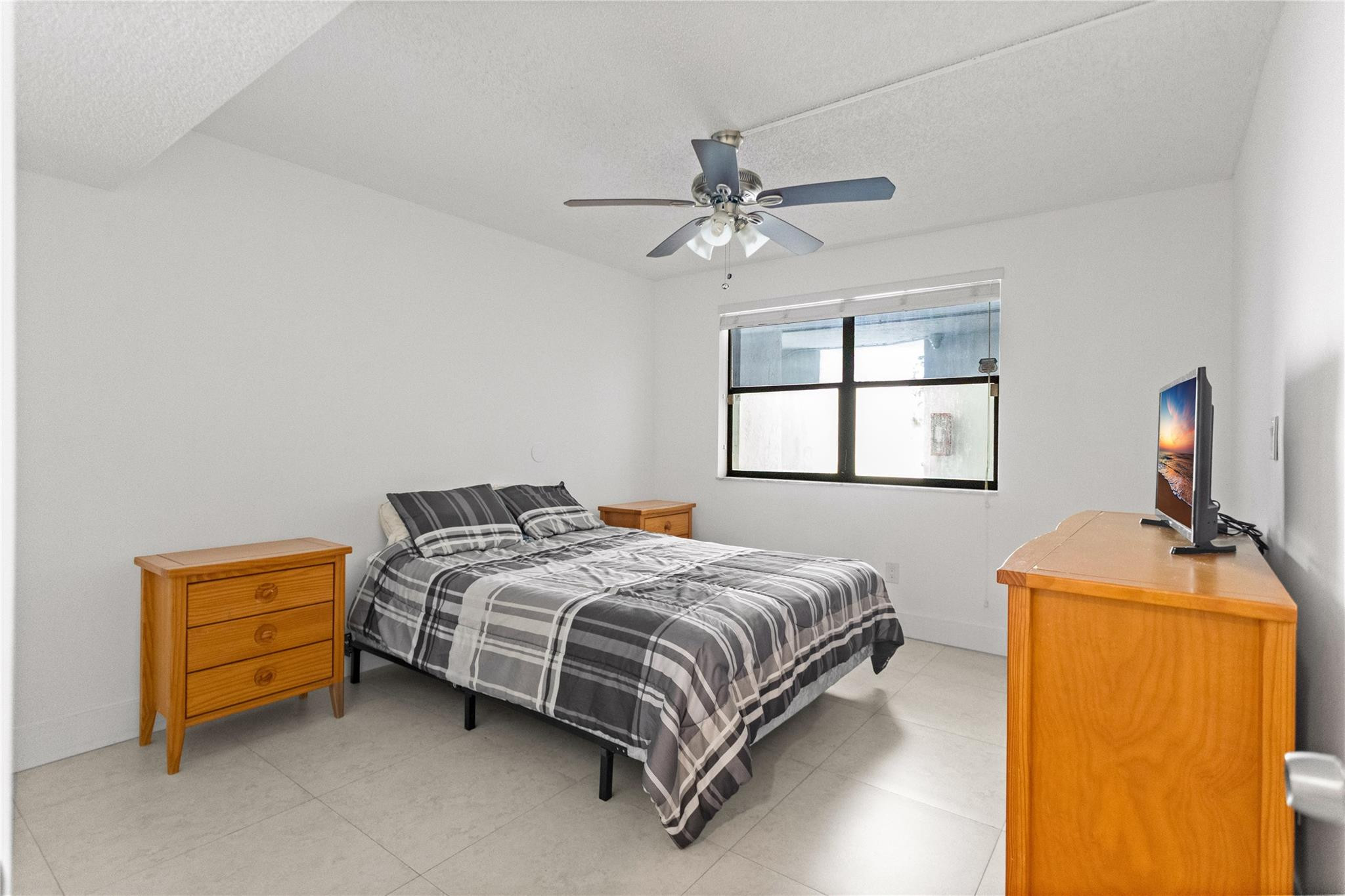 16051 Blatt #101, Weston FL 33326
