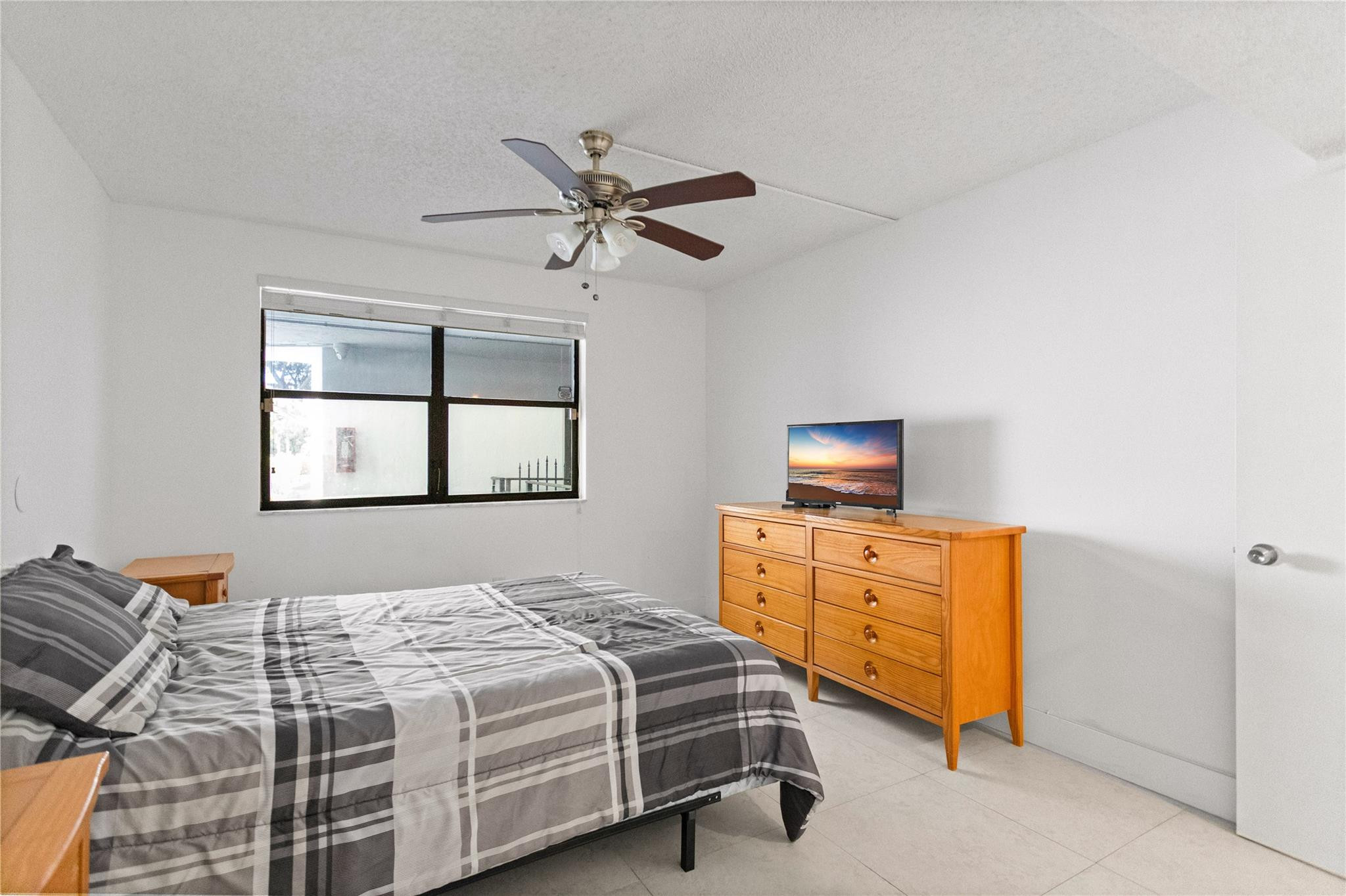 16051 Blatt #101, Weston FL 33326