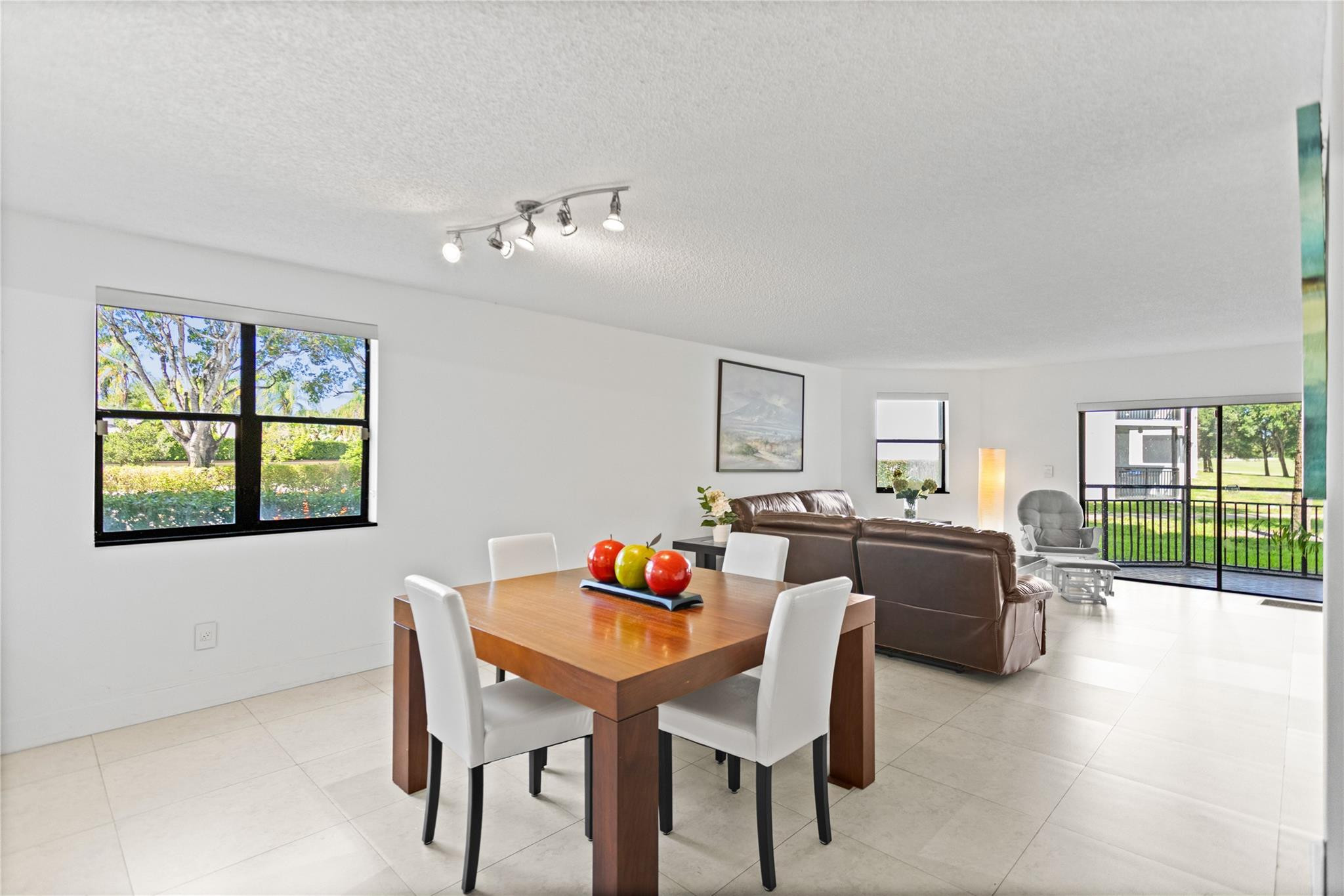 16051 Blatt #101, Weston FL 33326
