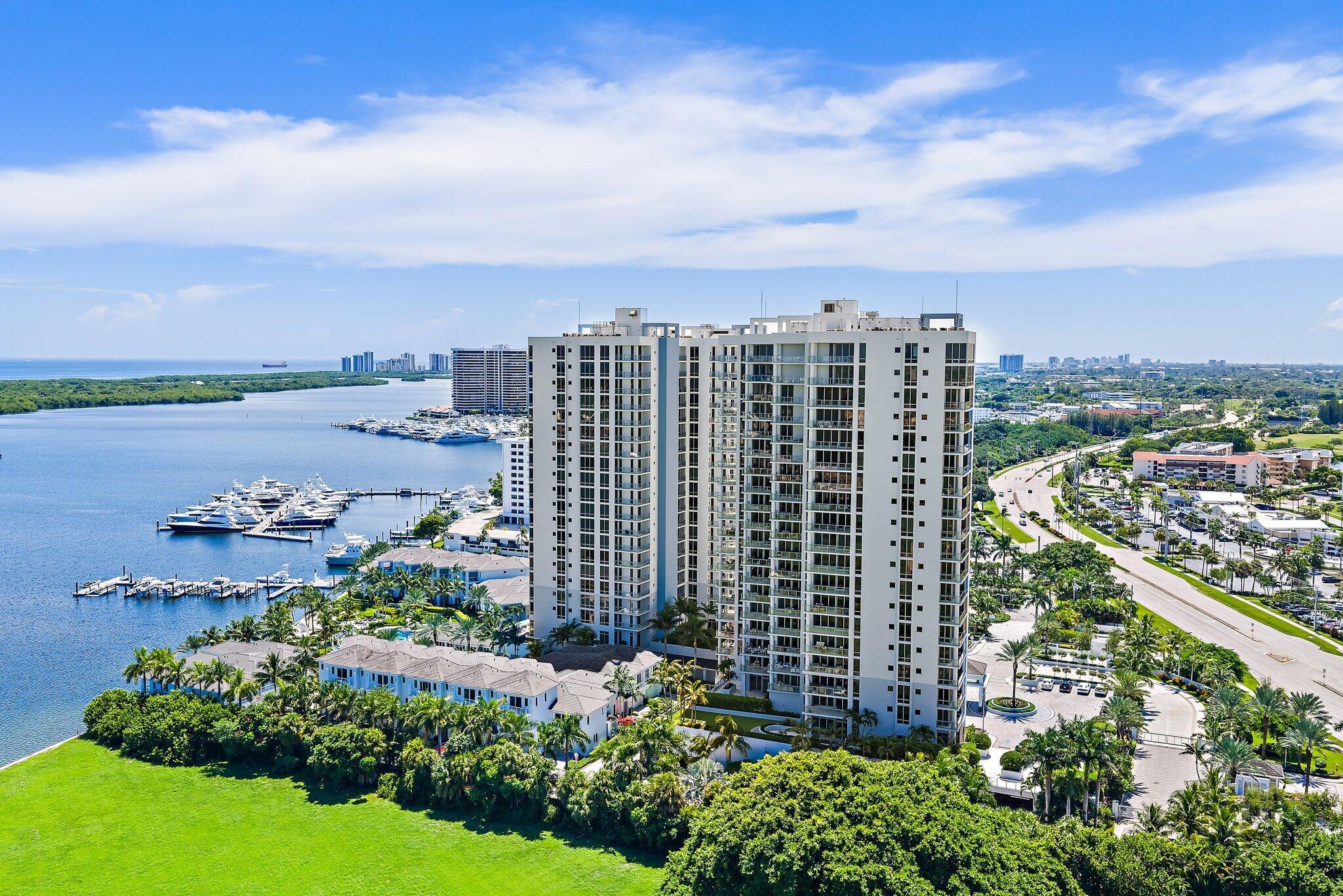 1 Water Club #301, North Palm Beach FL 33408