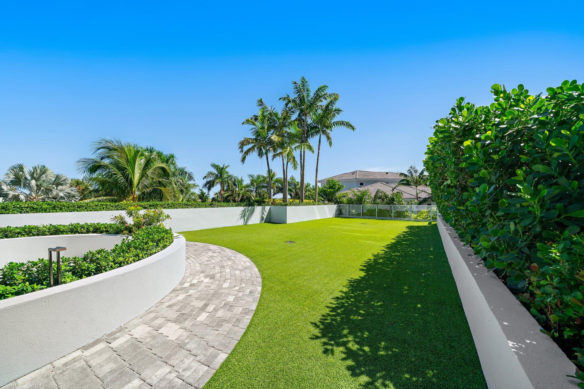 1 Water Club #301, North Palm Beach FL 33408
