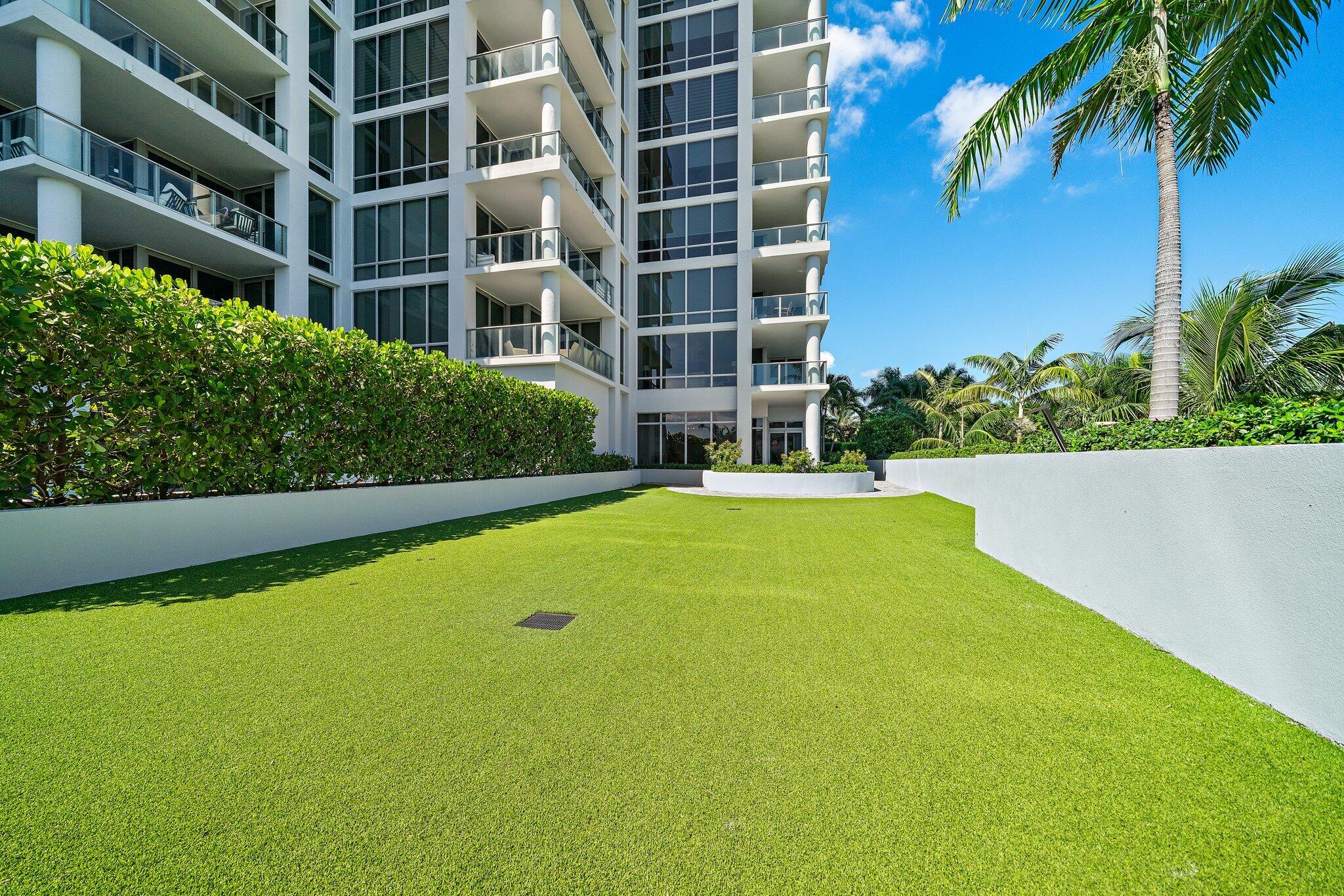 1 Water Club #301, North Palm Beach FL 33408