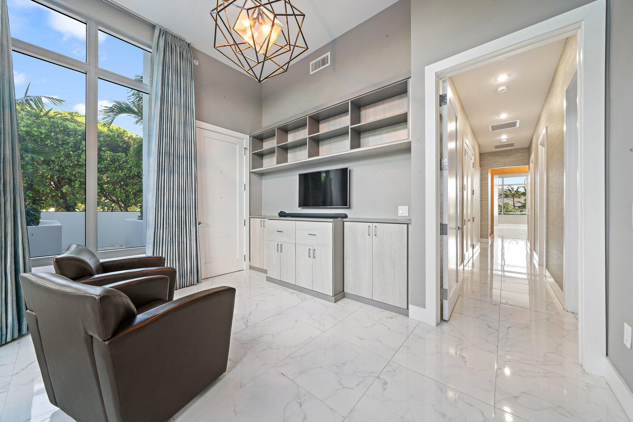 1 Water Club #301, North Palm Beach FL 33408