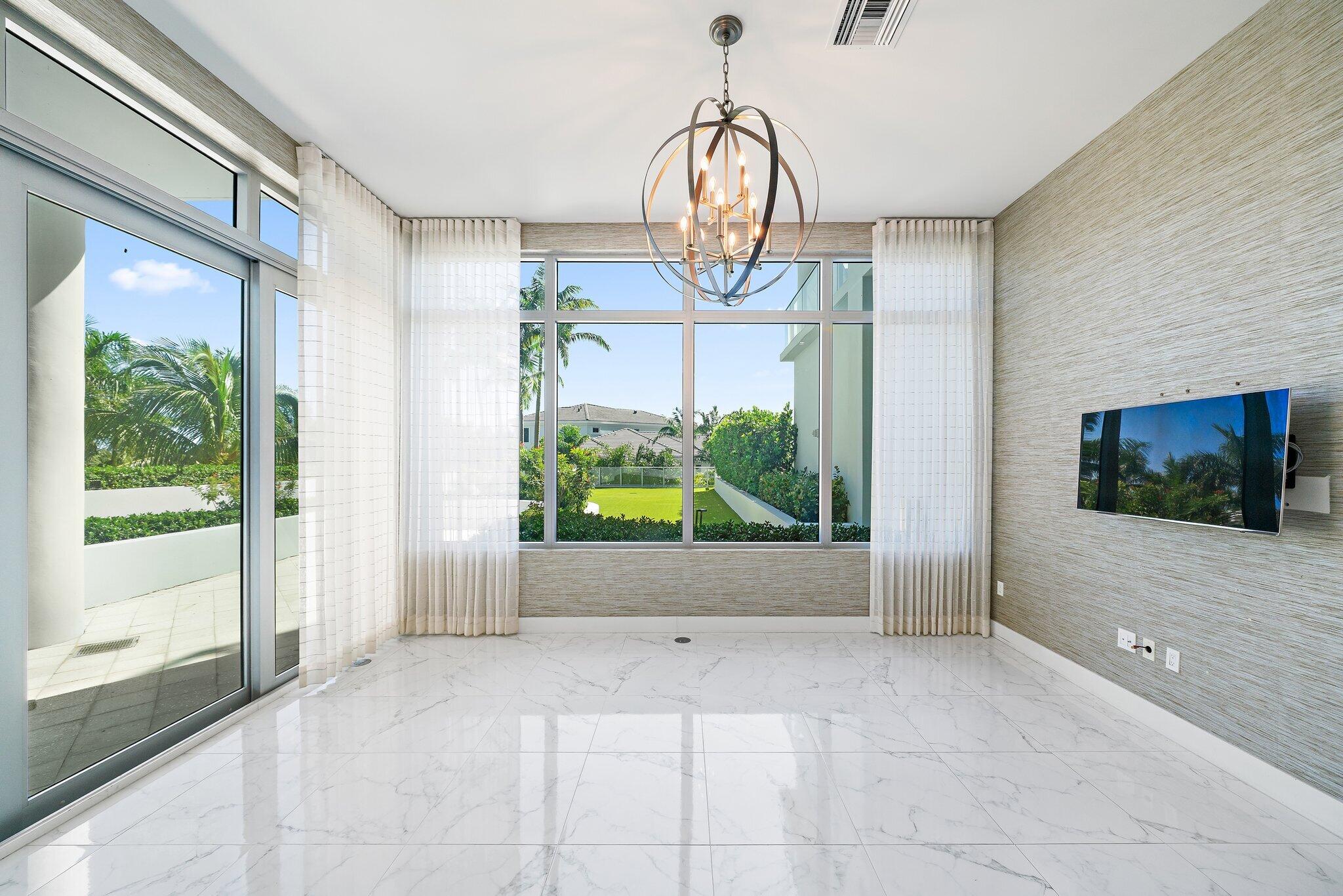 1 Water Club #301, North Palm Beach FL 33408