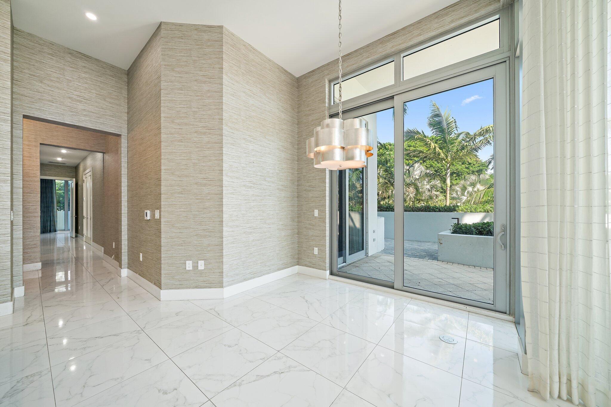 1 Water Club #301, North Palm Beach FL 33408