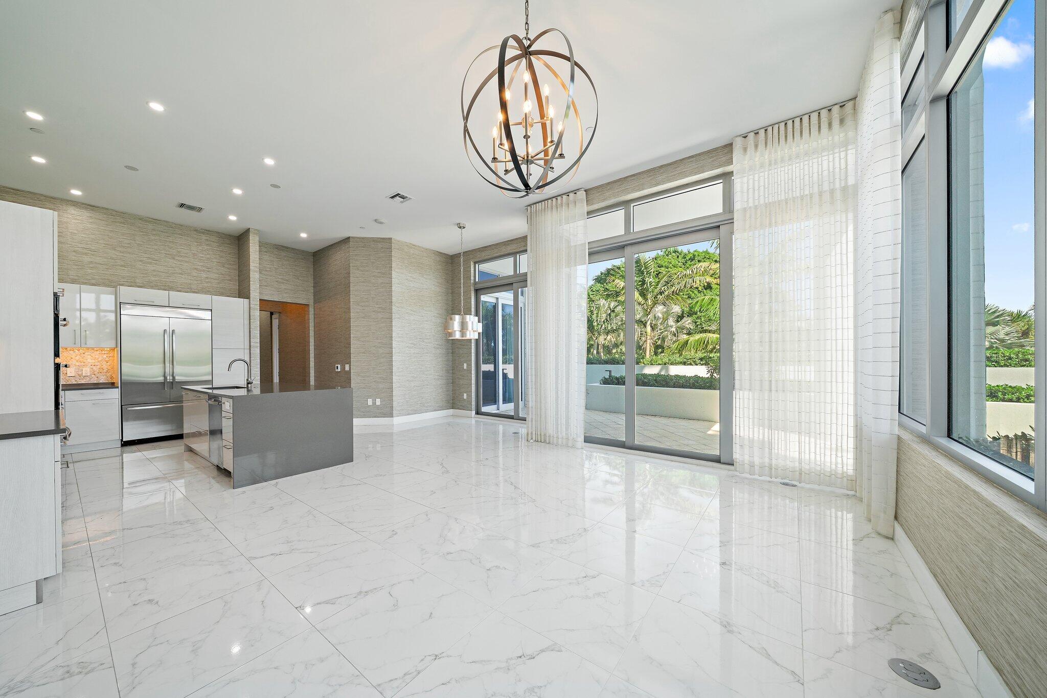 1 Water Club #301, North Palm Beach FL 33408