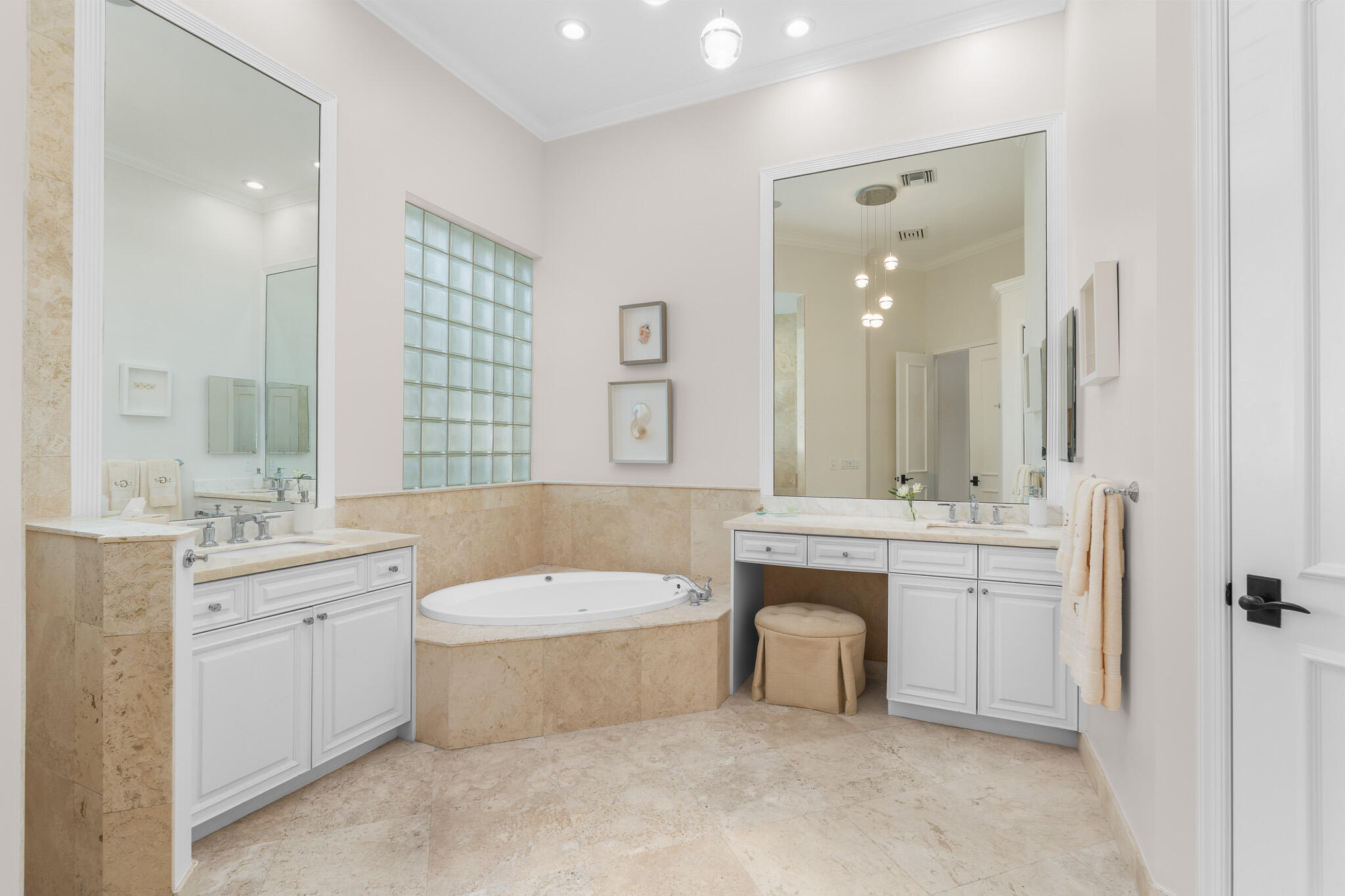 7886 Villa D Este, Delray Beach FL 33446